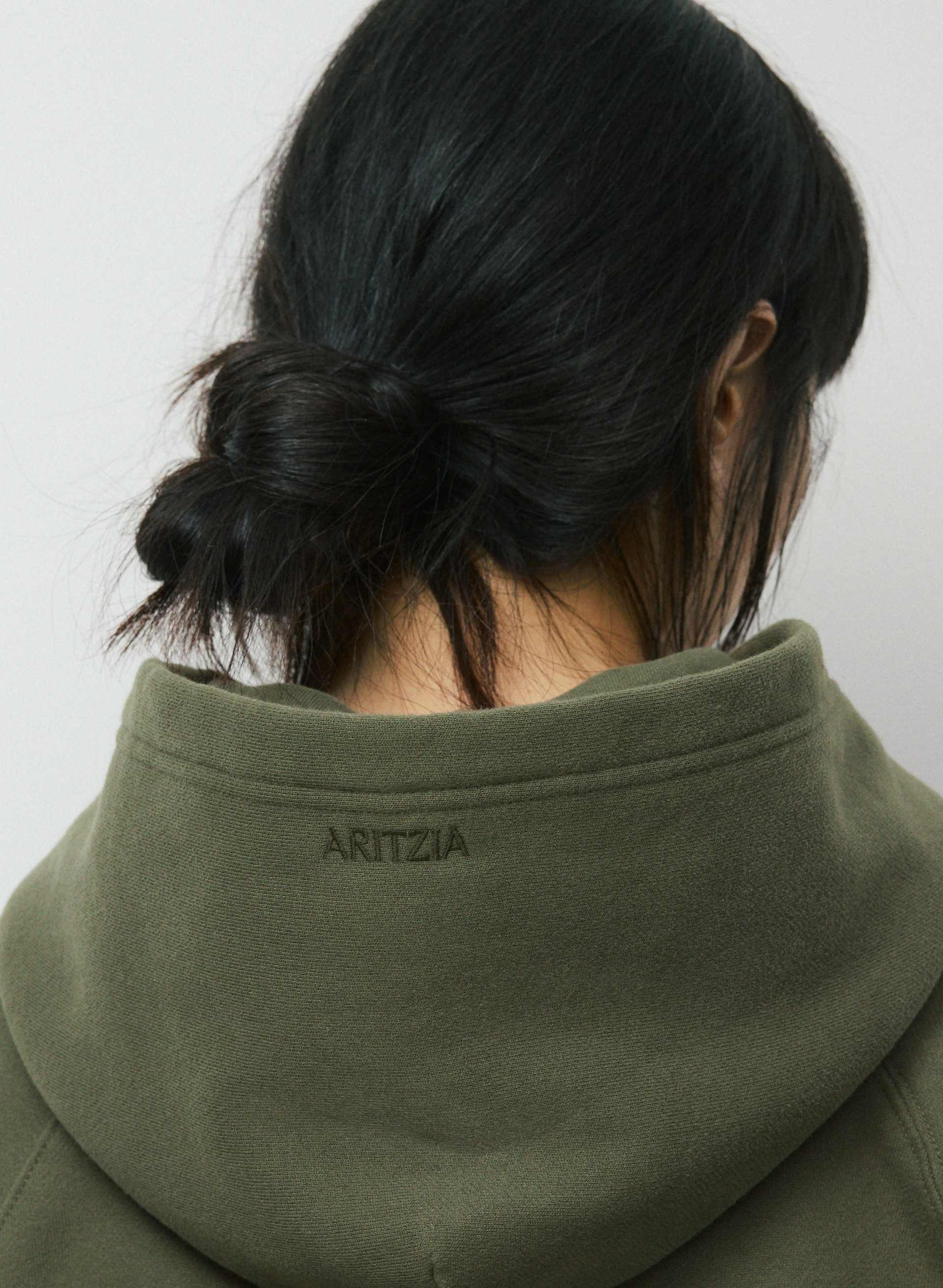 COZY SWEATFLEECE MEGA RAGLAN™ HOODIE | Aritzia