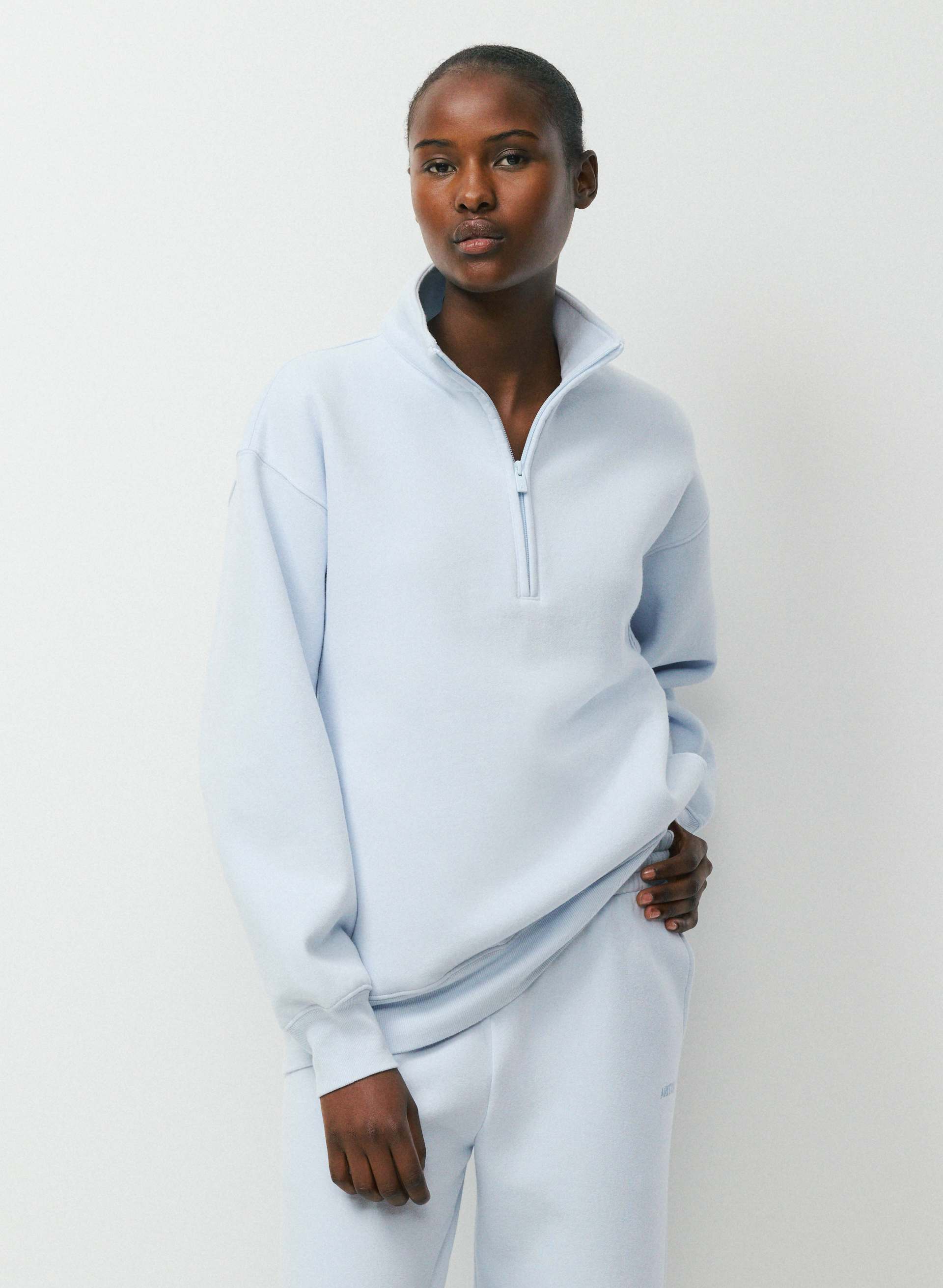 COZY SWEATFLEECE BOYFRIEND 1/2 ZIP | Aritzia