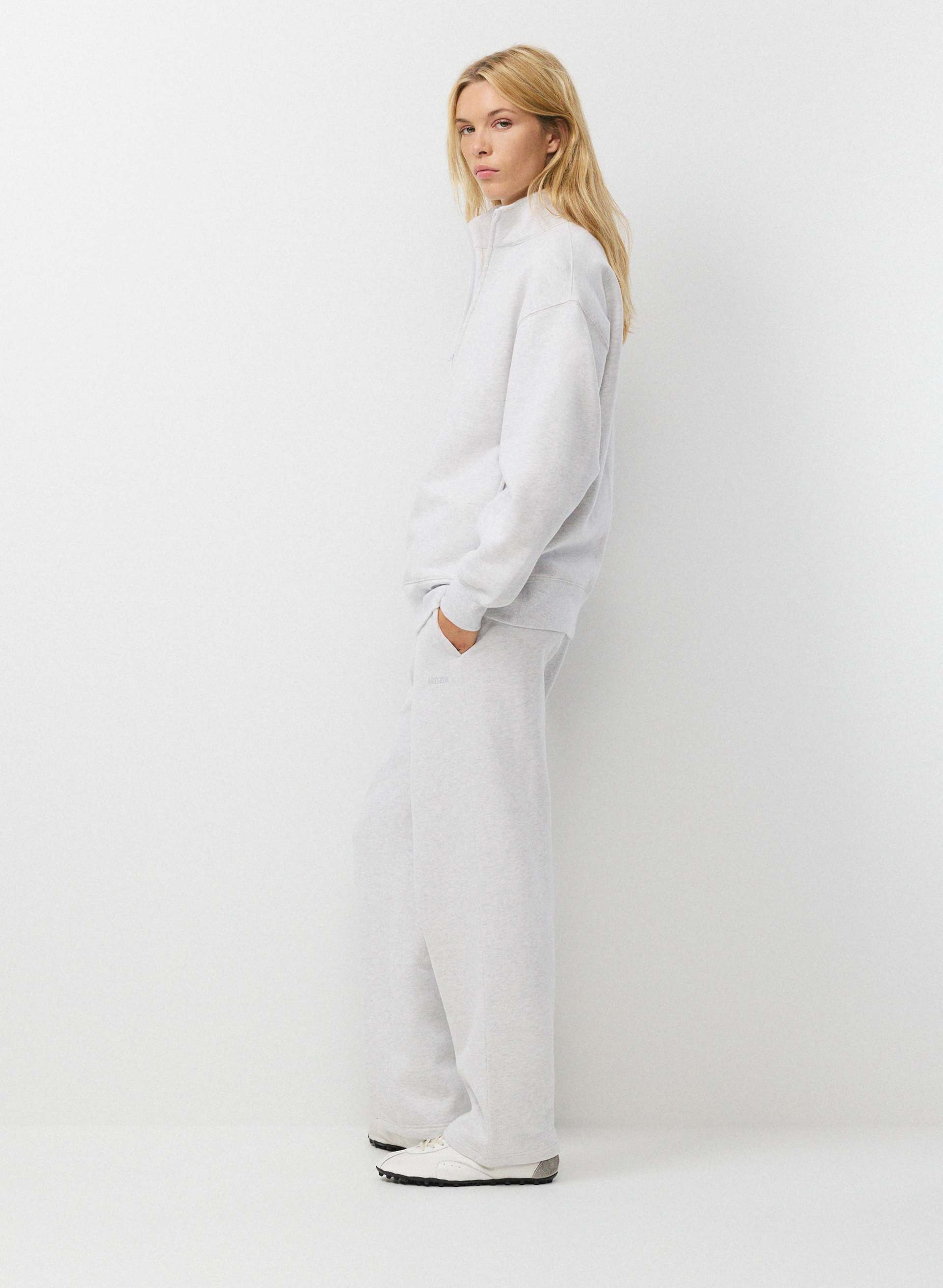 COZY SWEATFLEECE BOYFRIEND 1/2 ZIP | Aritzia
