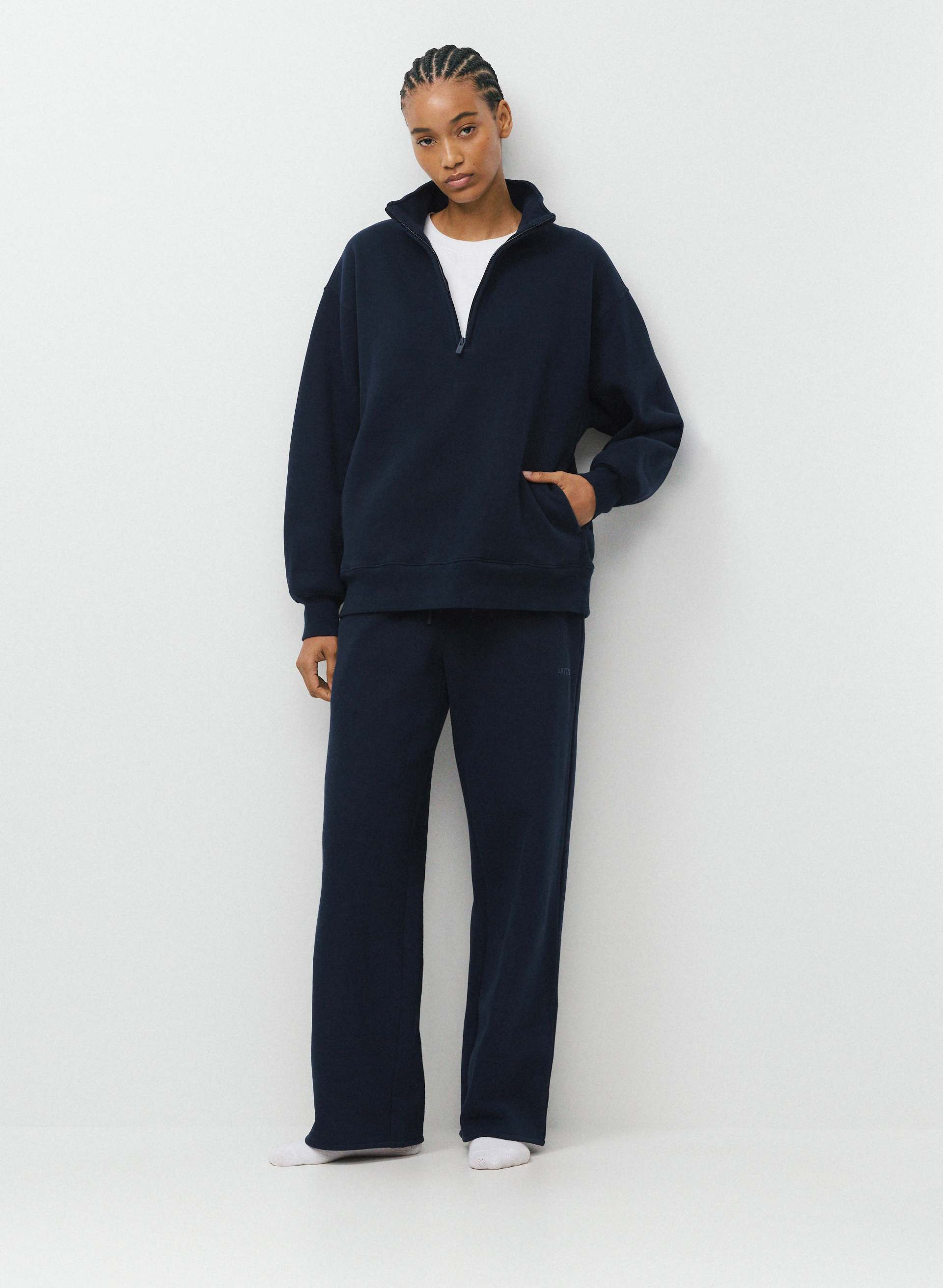 BRIEFING ハーフジップジャケット XL ネイビー Cozy Sweatfleece Boyfriend 1/2 Zip | Aritzia US