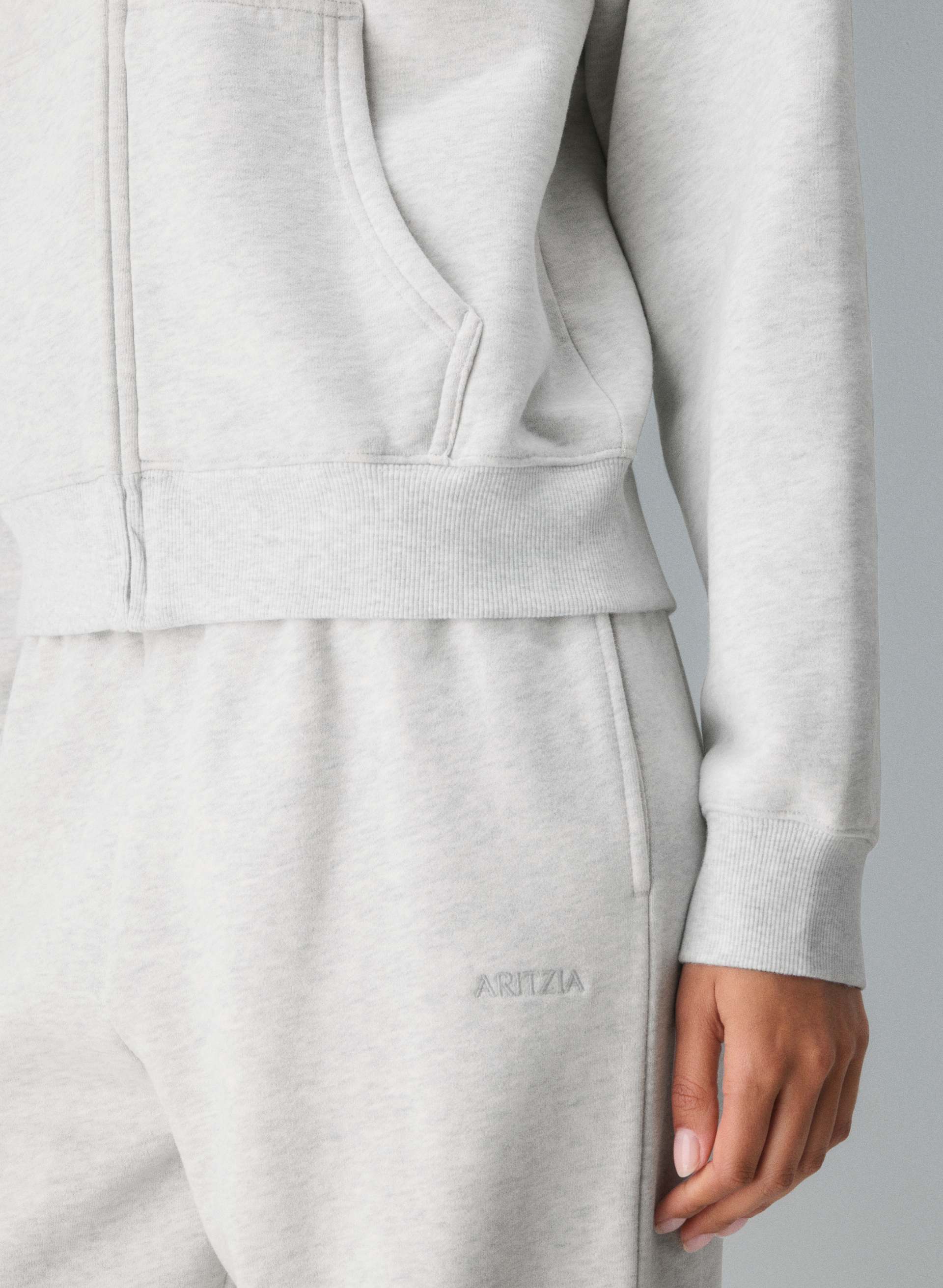 COZY SWEATFLEECE PERFECT ZIP HOODIE | Aritzia