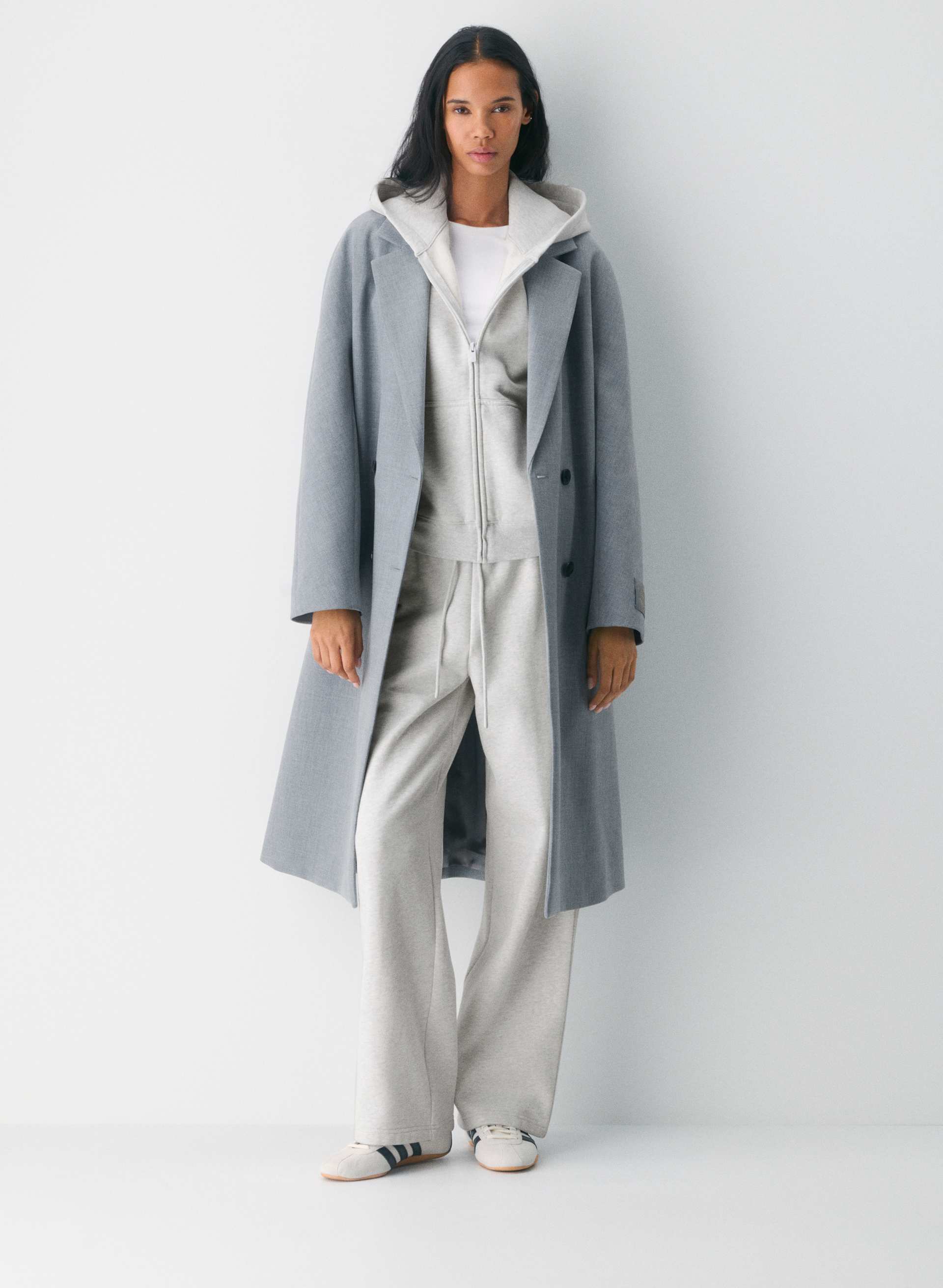 COZY SWEATFLEECE PERFECT ZIP HOODIE | Aritzia