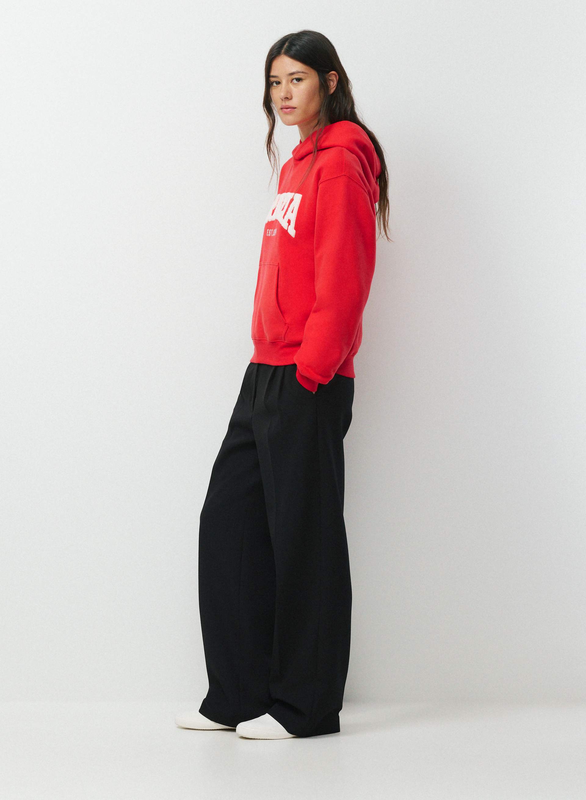 COZY SWEATFLEECE PERFECT HOODIE | Aritzia