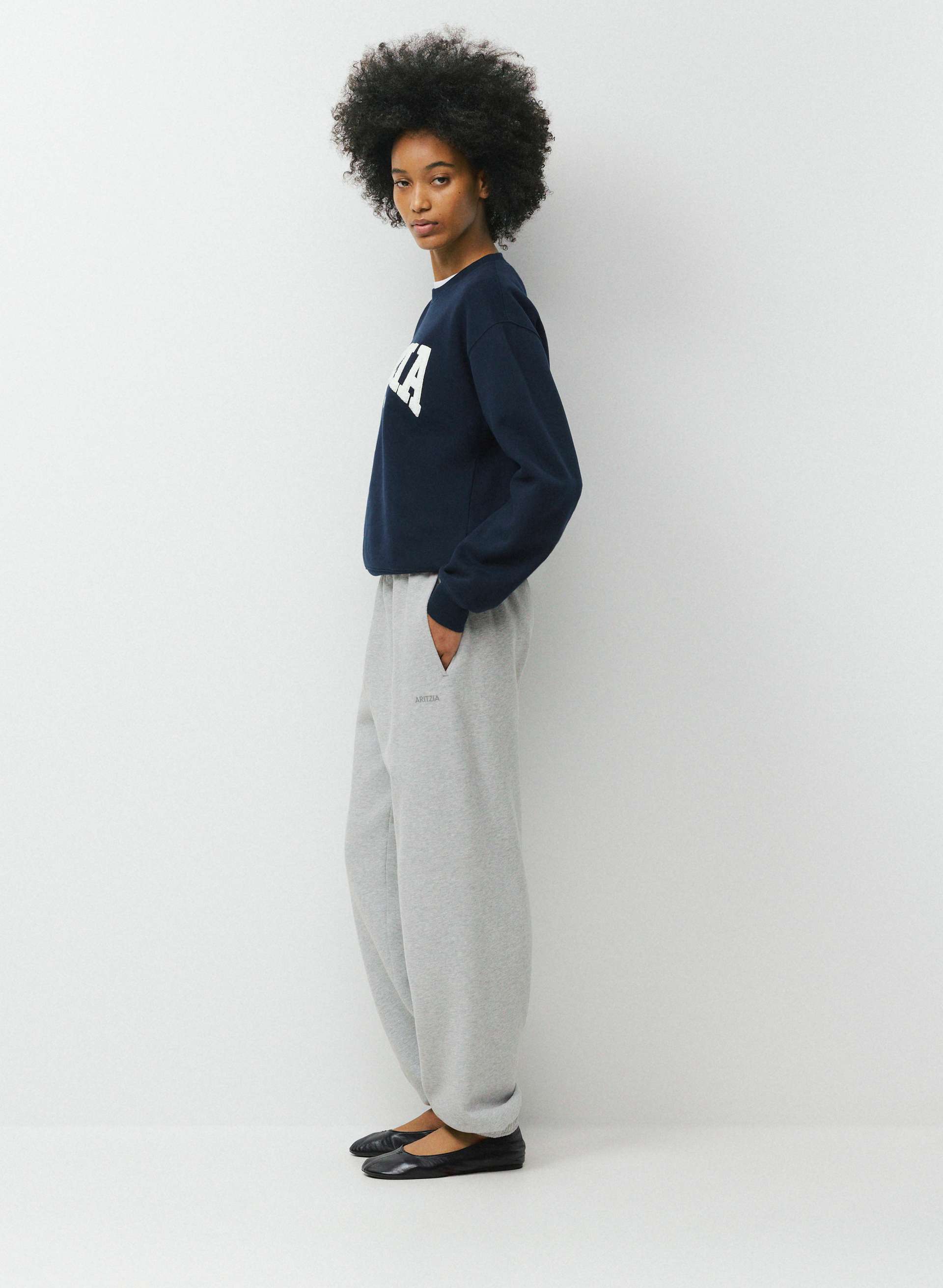 COZY SWEATFLEECE PERFECT CREW SWEATSHIRT | Aritzia
