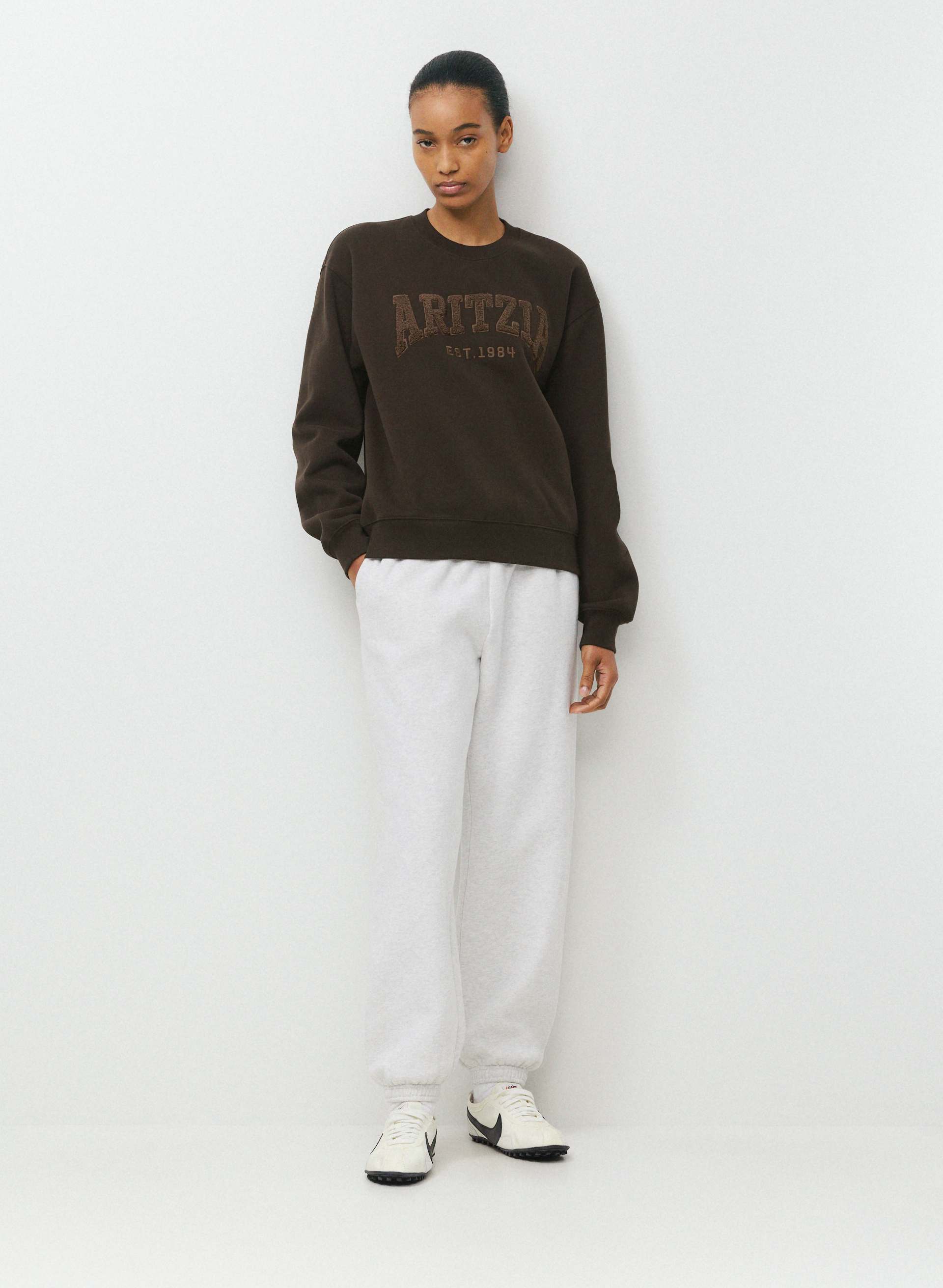 COZY SWEATFLEECE PERFECT CREW SWEATSHIRT | Aritzia