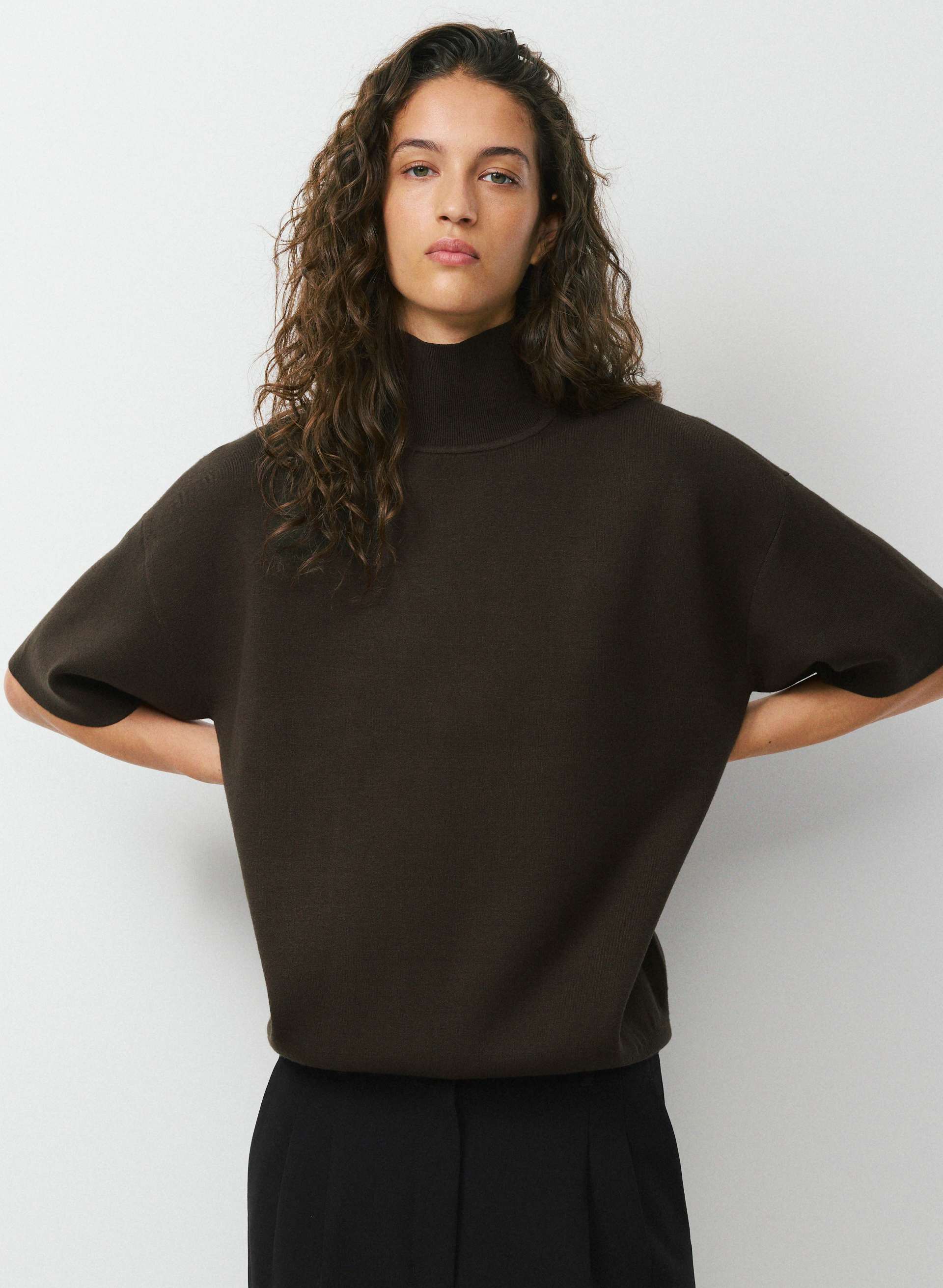 新品　BRIEFING SHAGGY LOGO TURTLENECK KNIT Advice Turtleneck - Wonder Yarn | Aritzia US