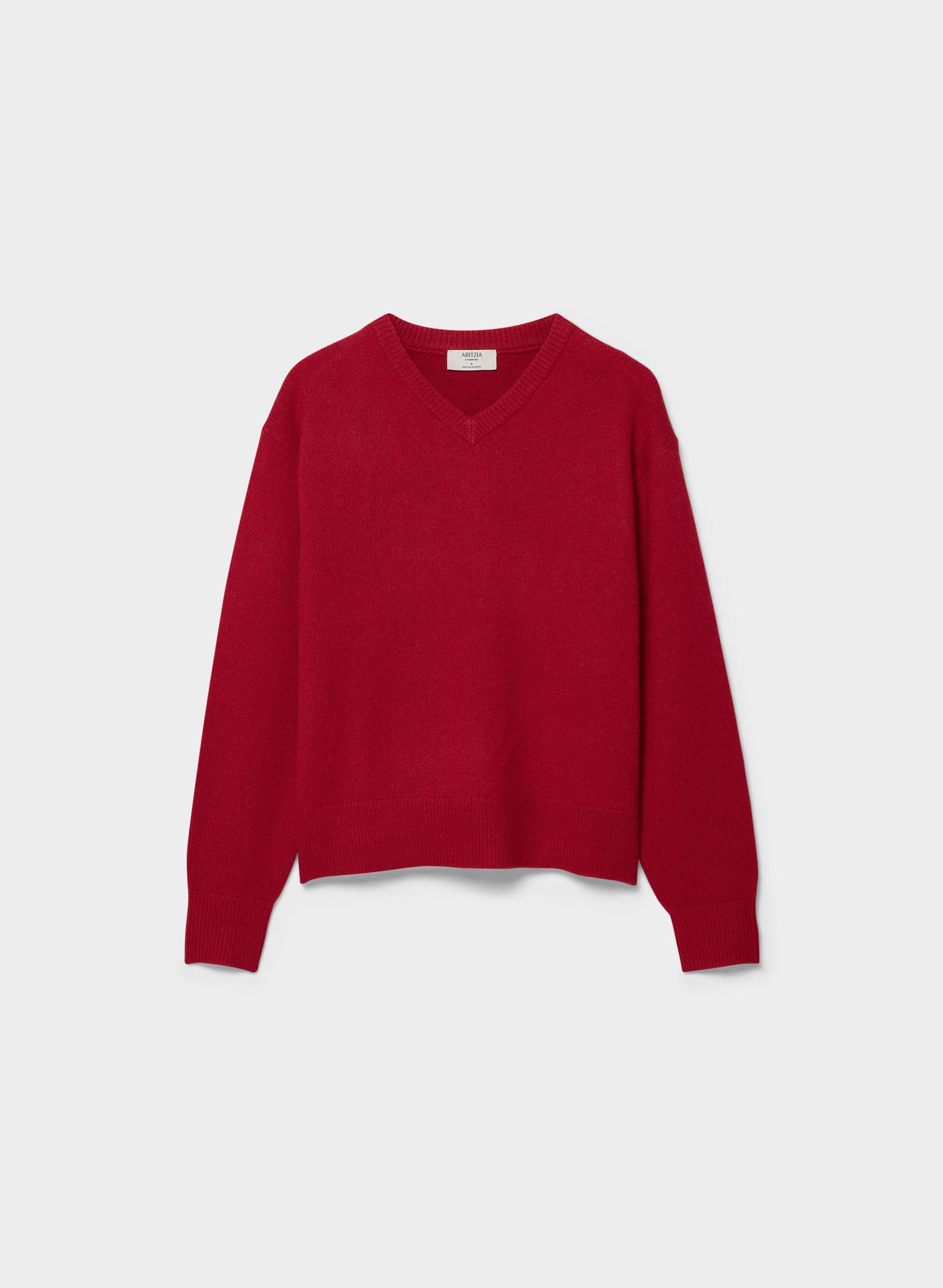 ESSENTIAL CASHMERE CONTEXT SWEATER - Midweight 100% cashmere V-neck sweater. 