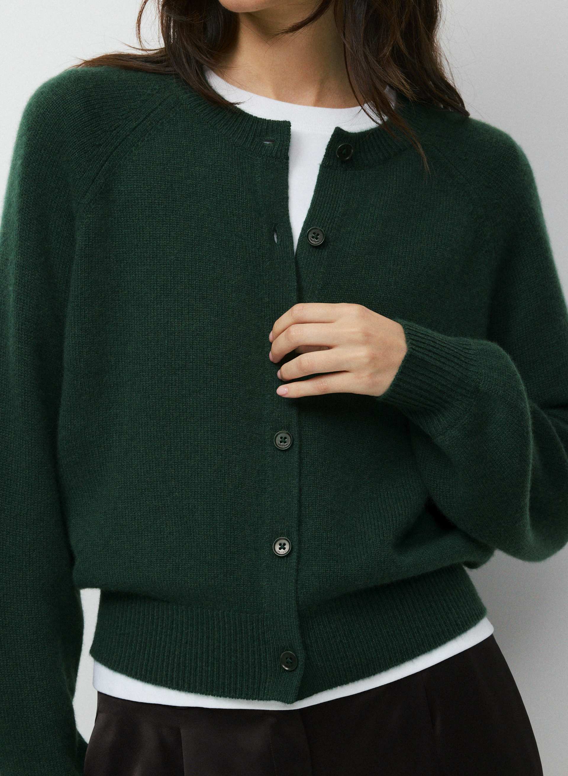 ESSENTIAL WOOL CASHMERE LONDON CARDIGAN | Aritzia