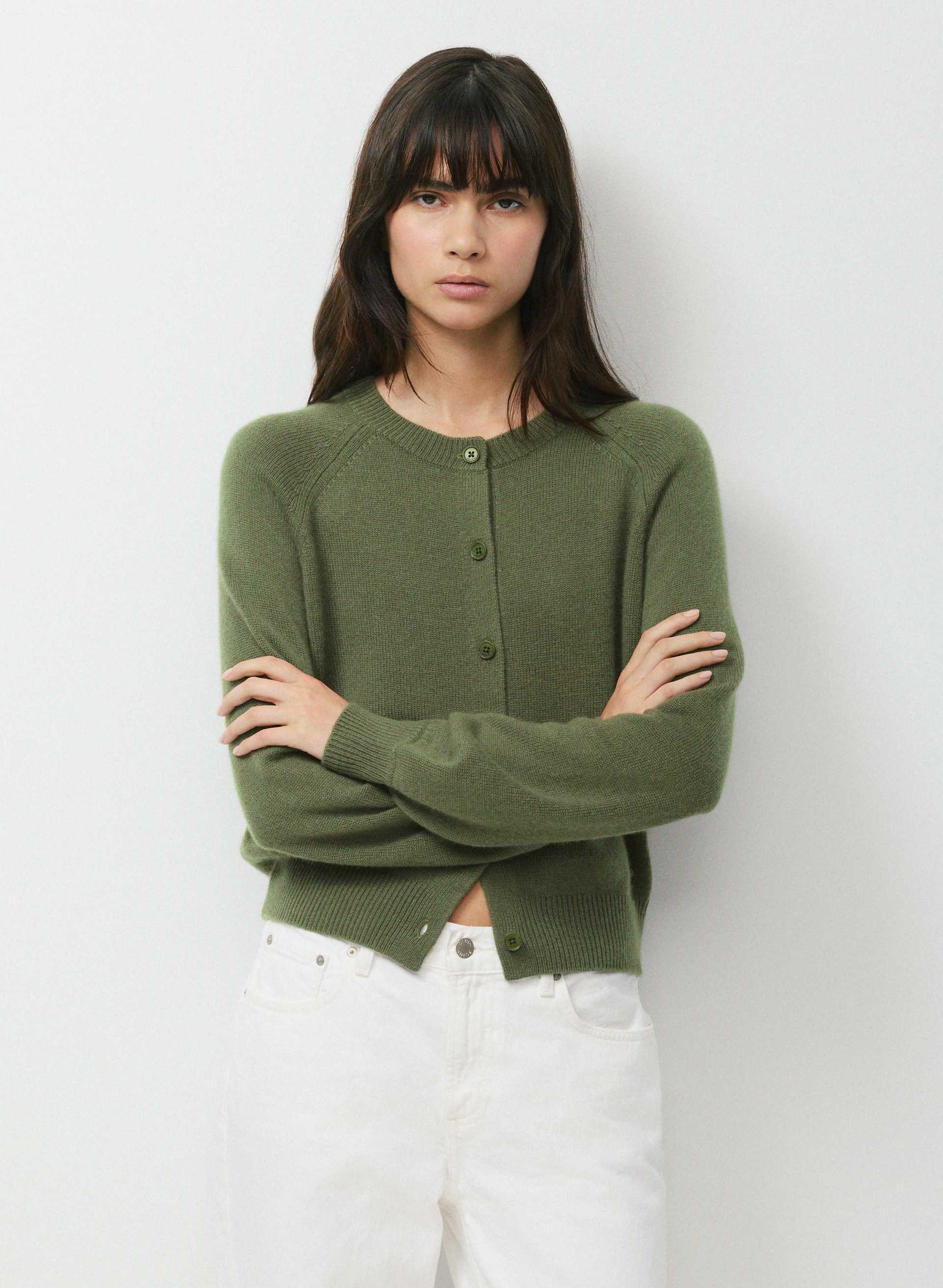 ESSENTIAL WOOL CASHMERE LONDON CARDIGAN | Aritzia