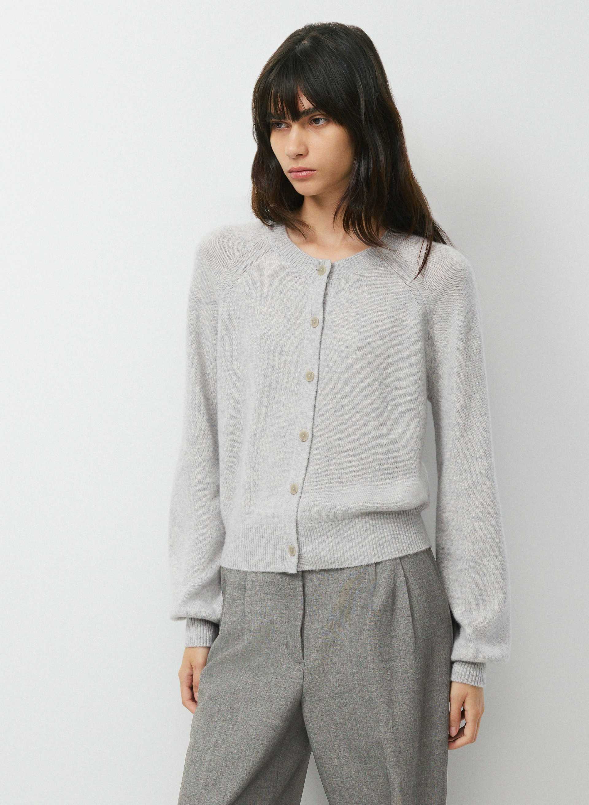 ESSENTIAL WOOL CASHMERE LONDON CARDIGAN | Aritzia