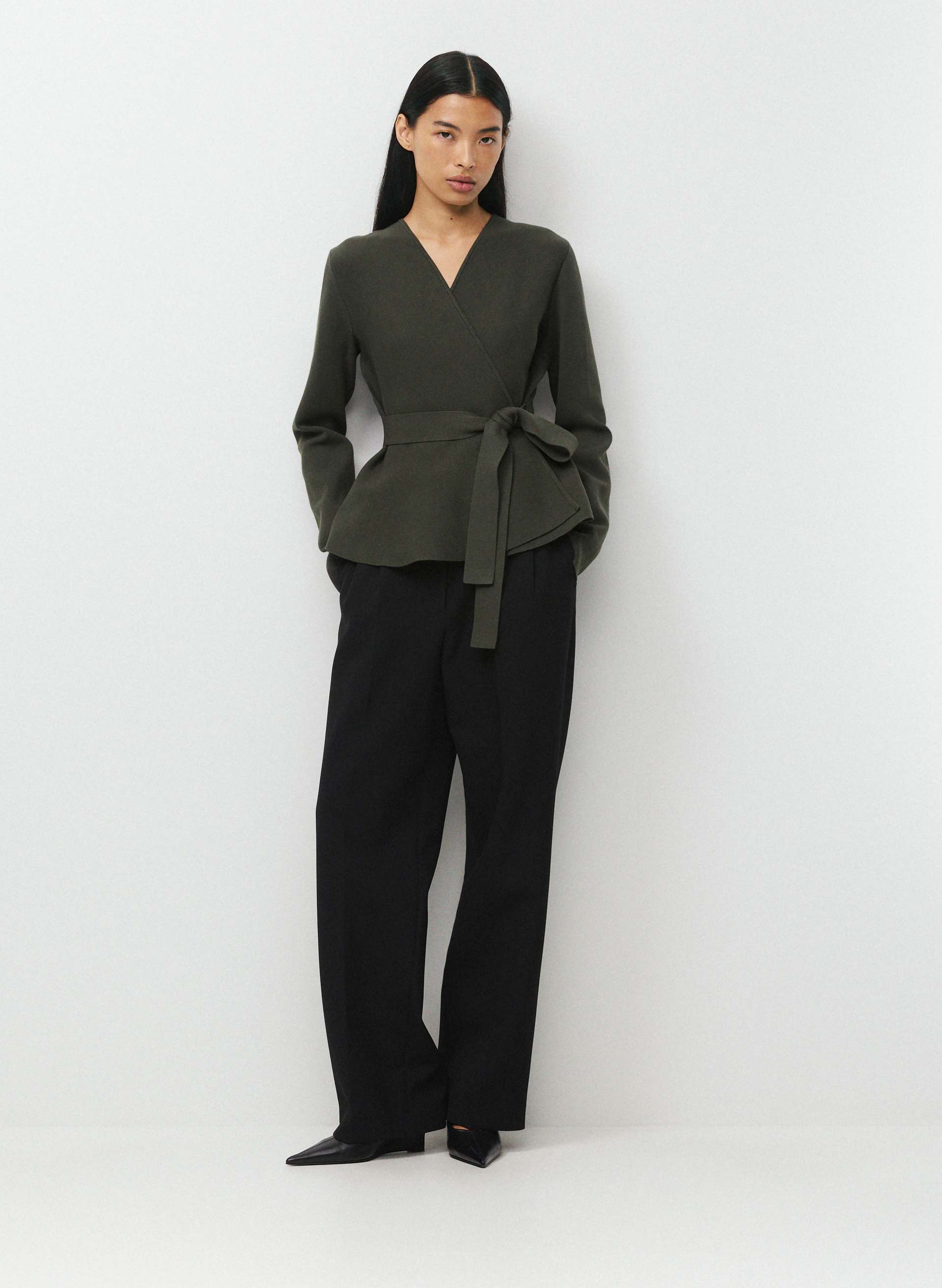 COMMURO CARDIGAN - WONDER YARN - Knit belted wrap cardigan. 