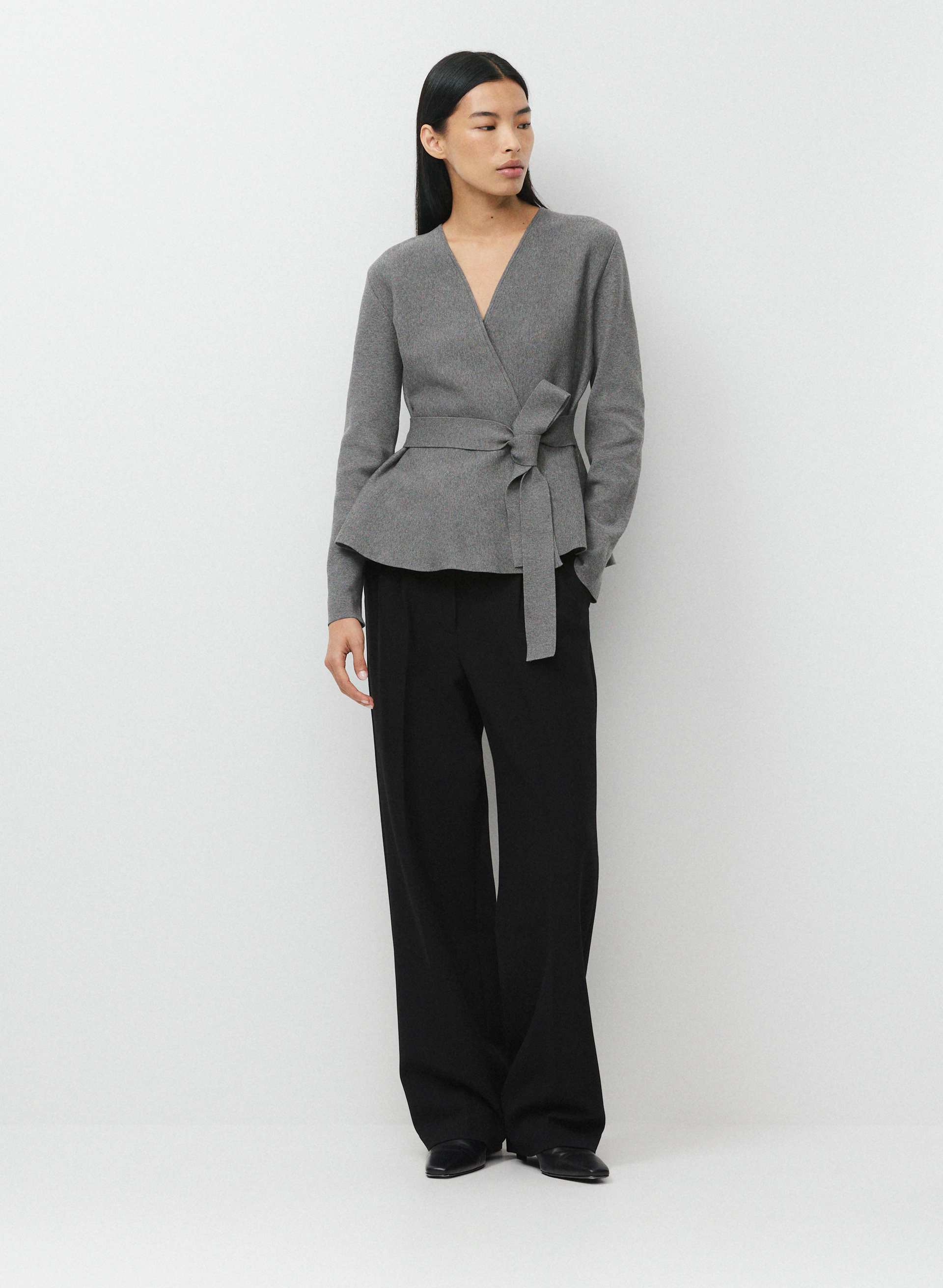 COMMURO CARDIGAN - WONDER YARN - Knit belted wrap cardigan. 