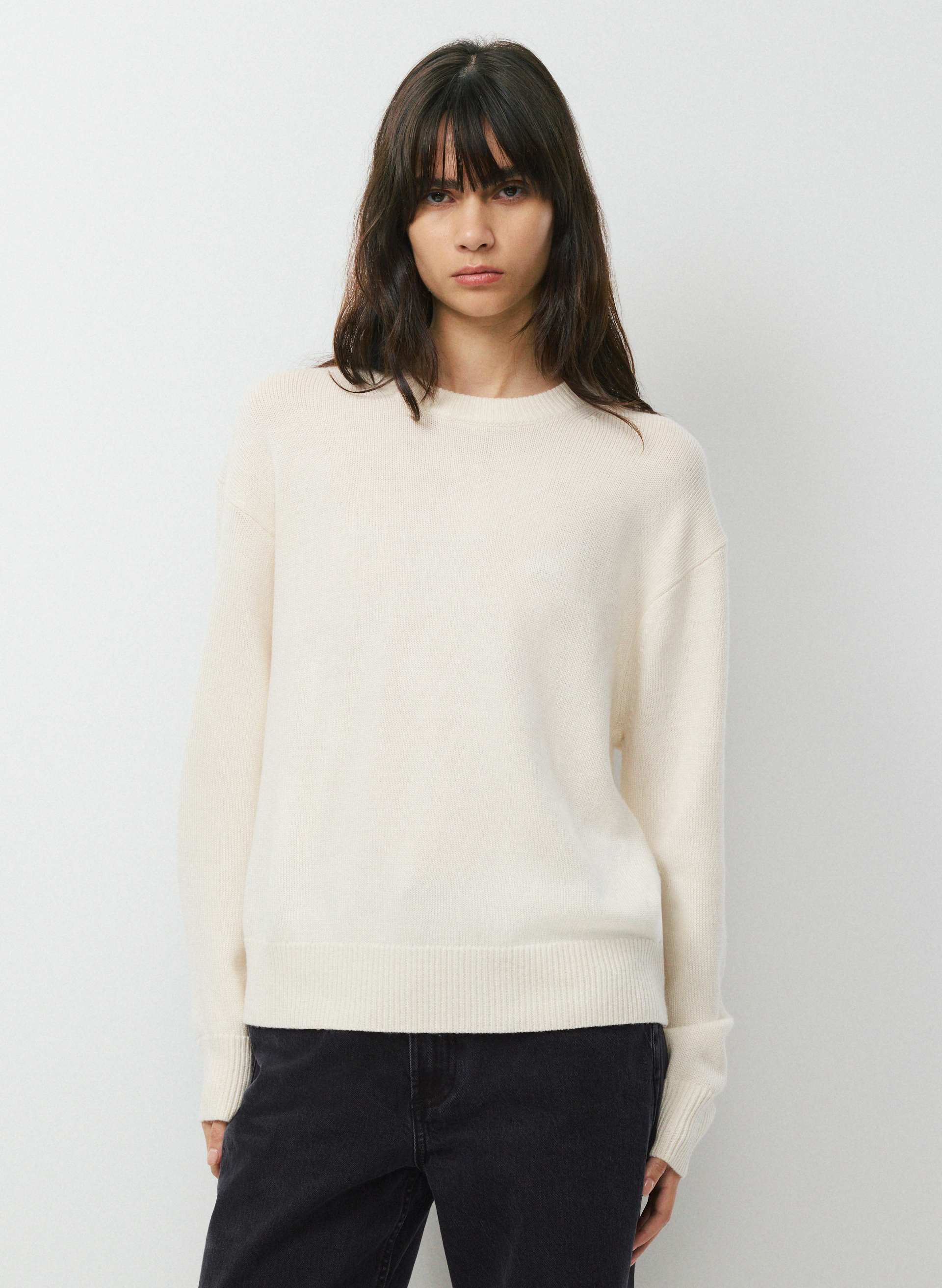 ESSENTIAL MERINO WOOL VIEW SWEATER | Aritzia