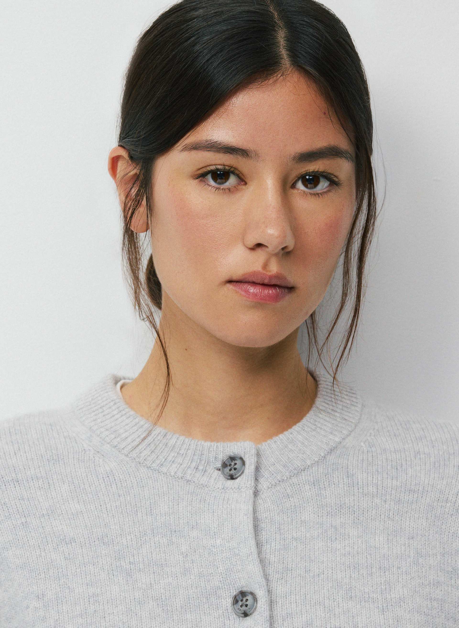 ESSENTIAL CASHMERE ALLEGORY CARDIGAN | Aritzia