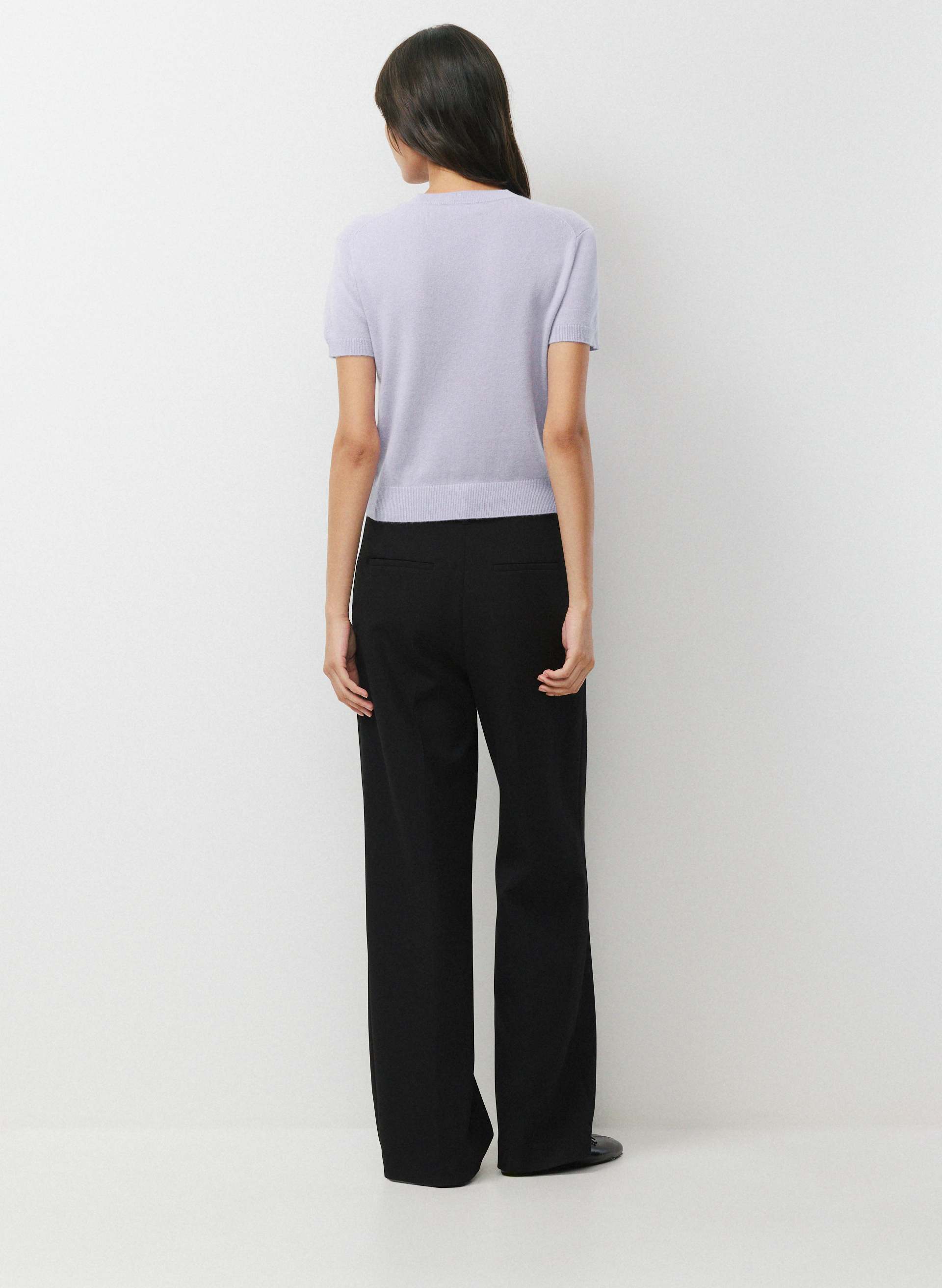 BARE CASHMERE BLOOR SHORTSLEEVE SWEATER | Aritzia