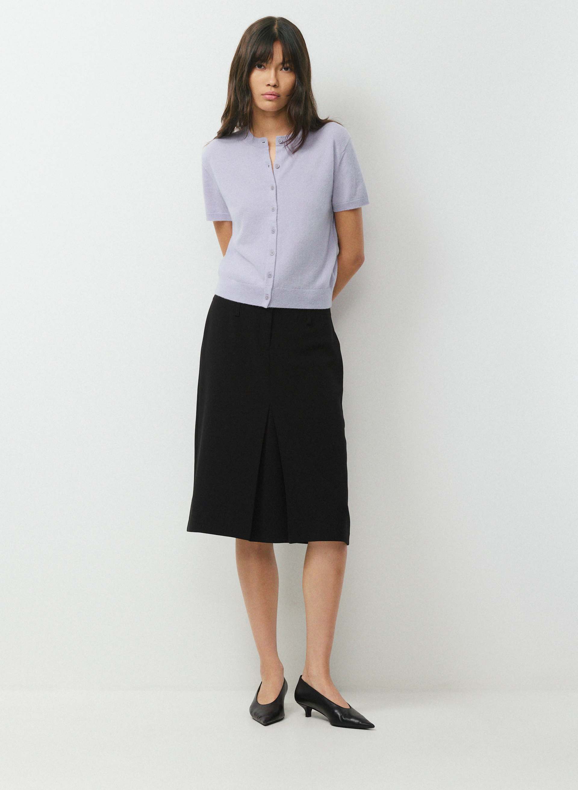 BARE CASHMERE NOTEWORTHY SHORTSLEEVE CARDIGAN | Aritzia