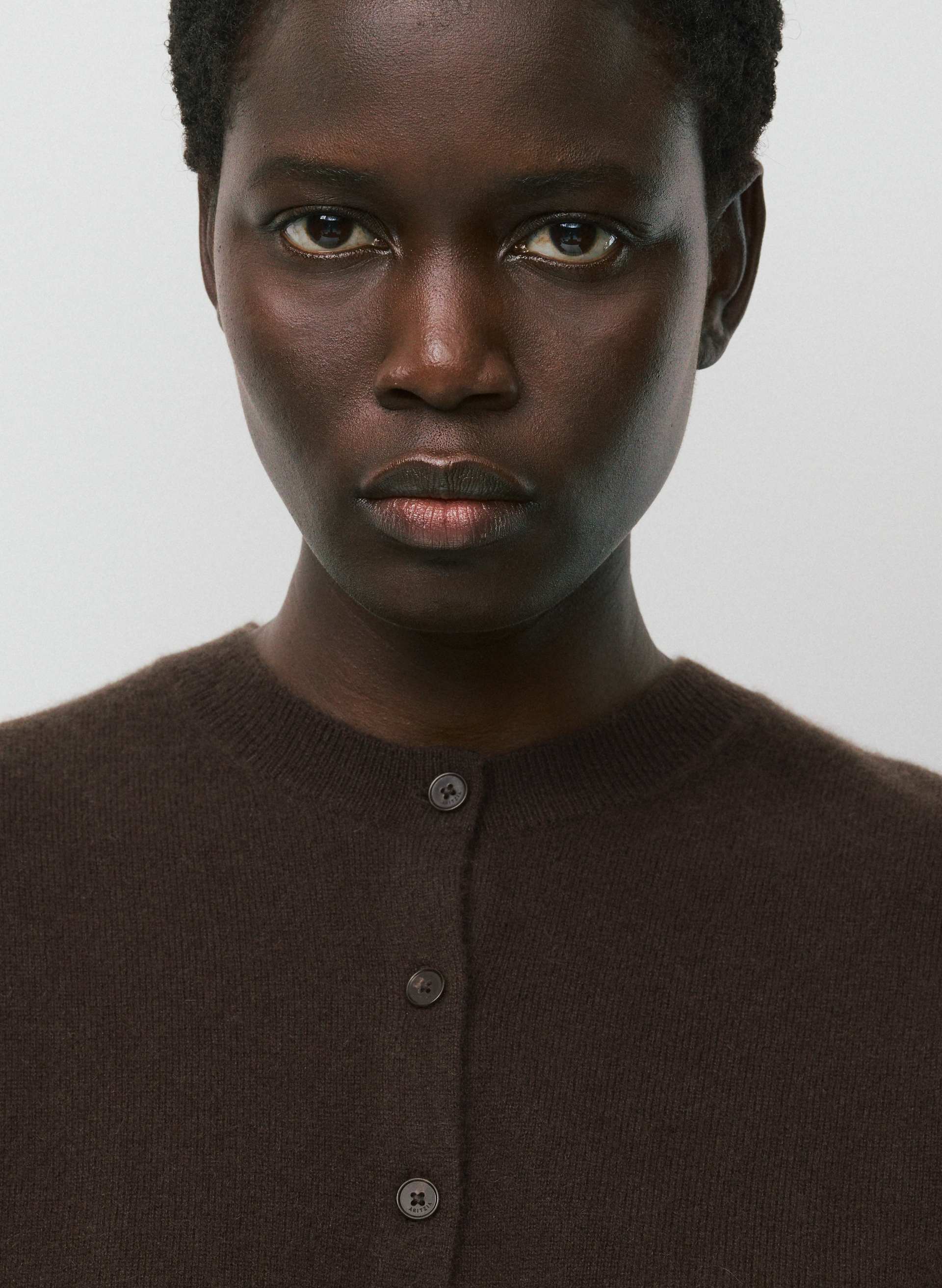 Bare Cashmere Noteworthy Shortsleeve Cardigan | Aritzia US