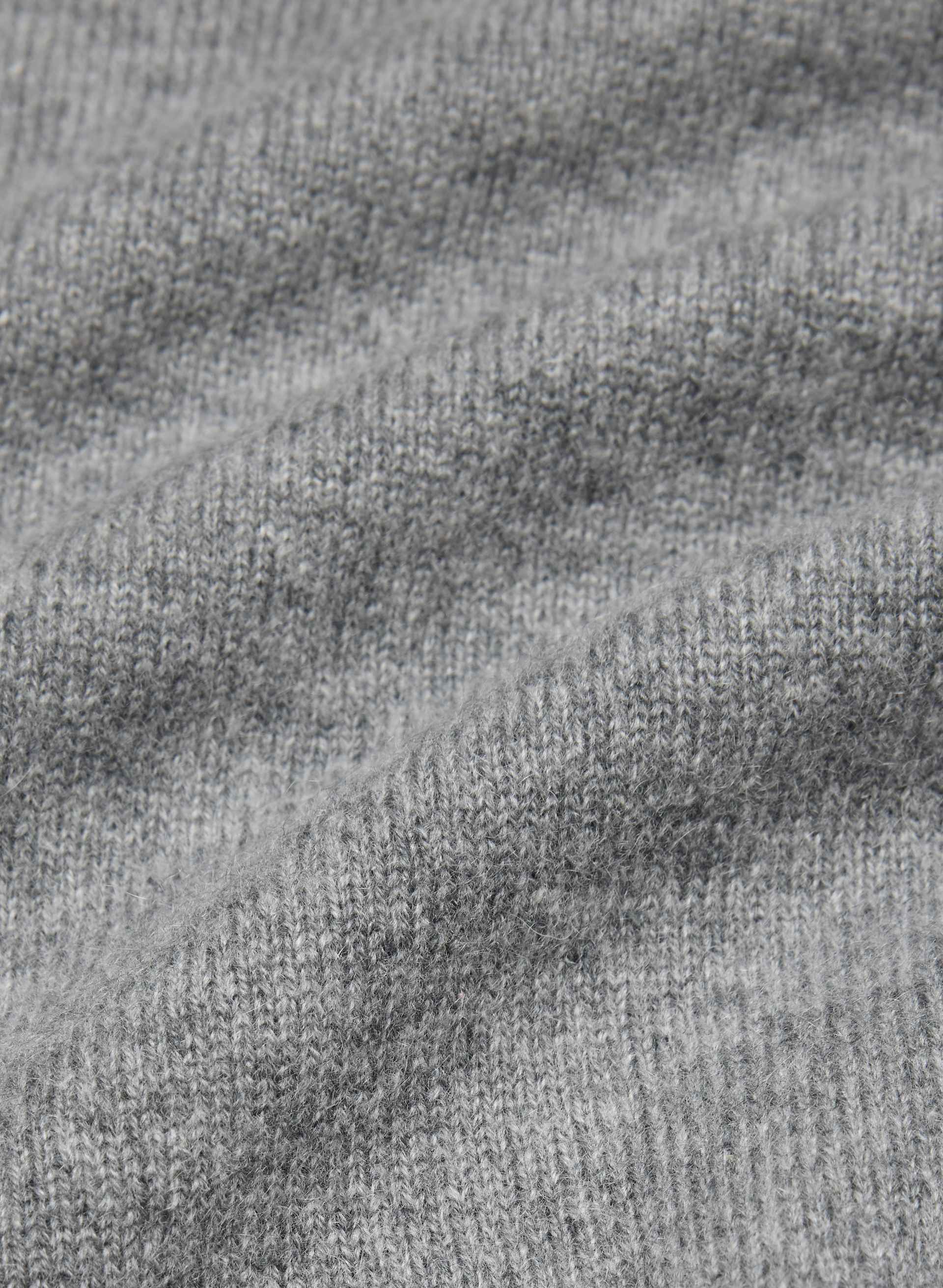 BARE CASHMERE NOTEWORTHY SHORTSLEEVE CARDIGAN | Aritzia