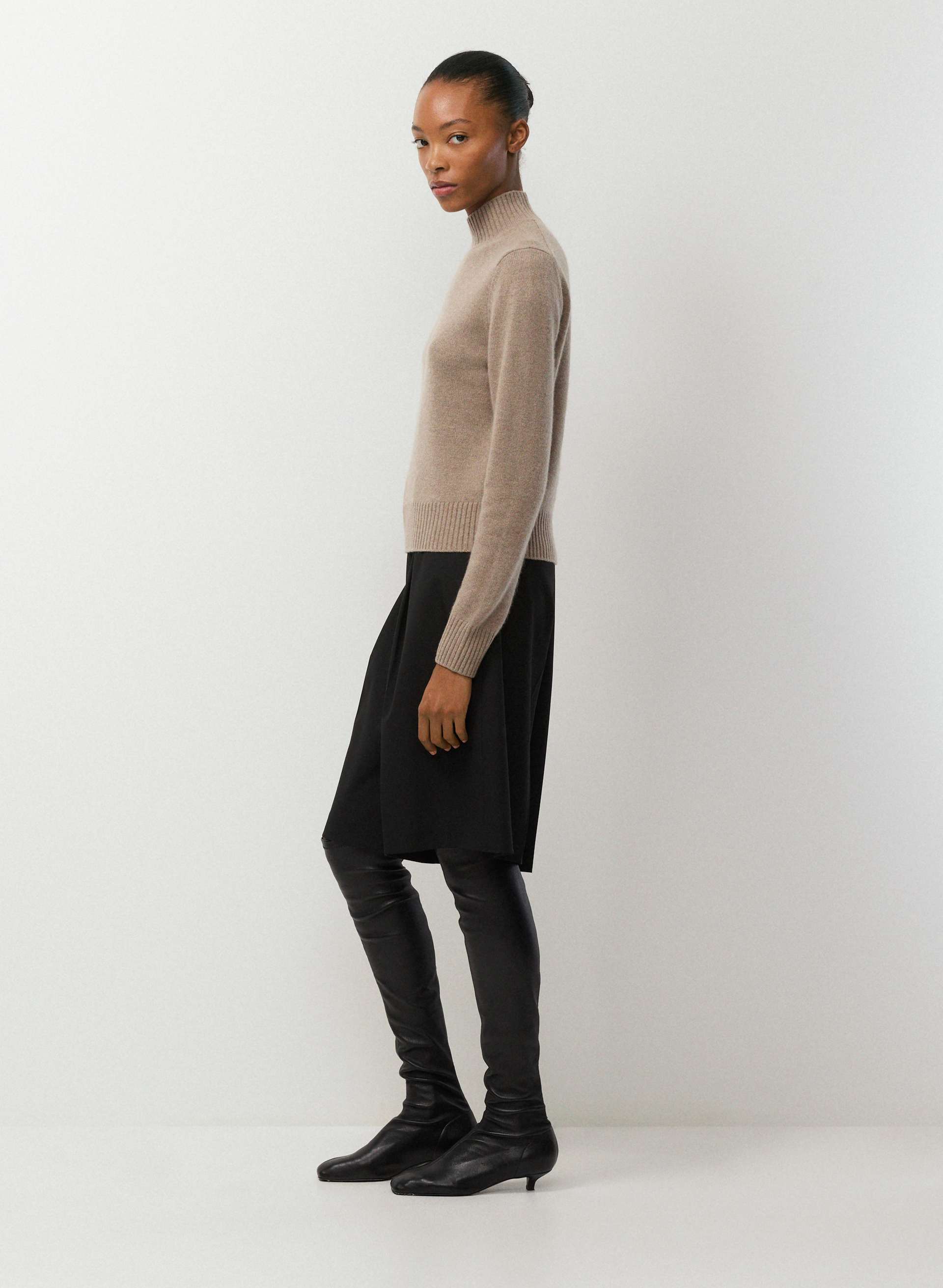 ESSENTIAL CASHMERE FOLIO MOCKNECK | Aritzia
