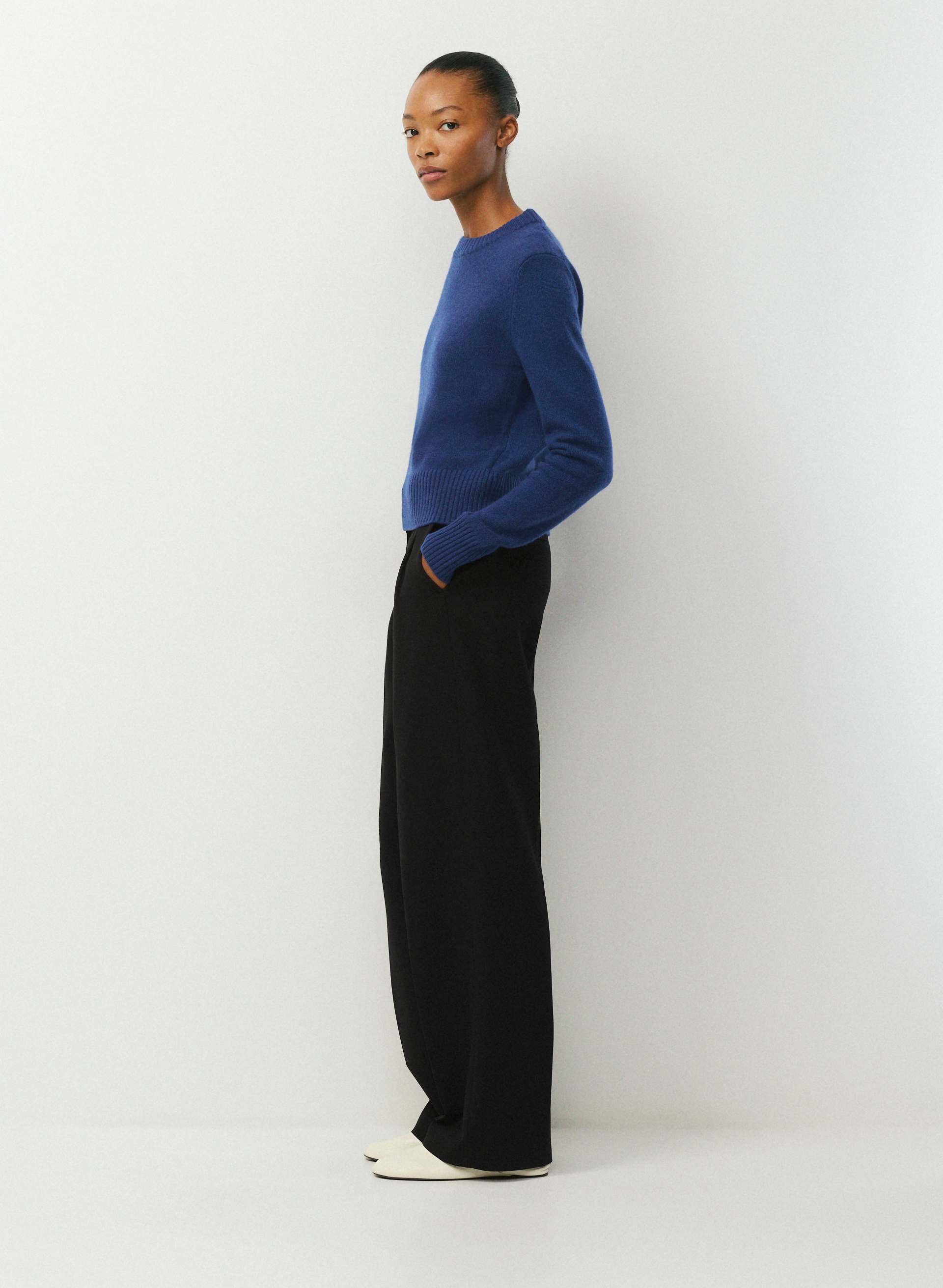 ESSENTIAL CASHMERE NOUVEAU SWEATER | Aritzia