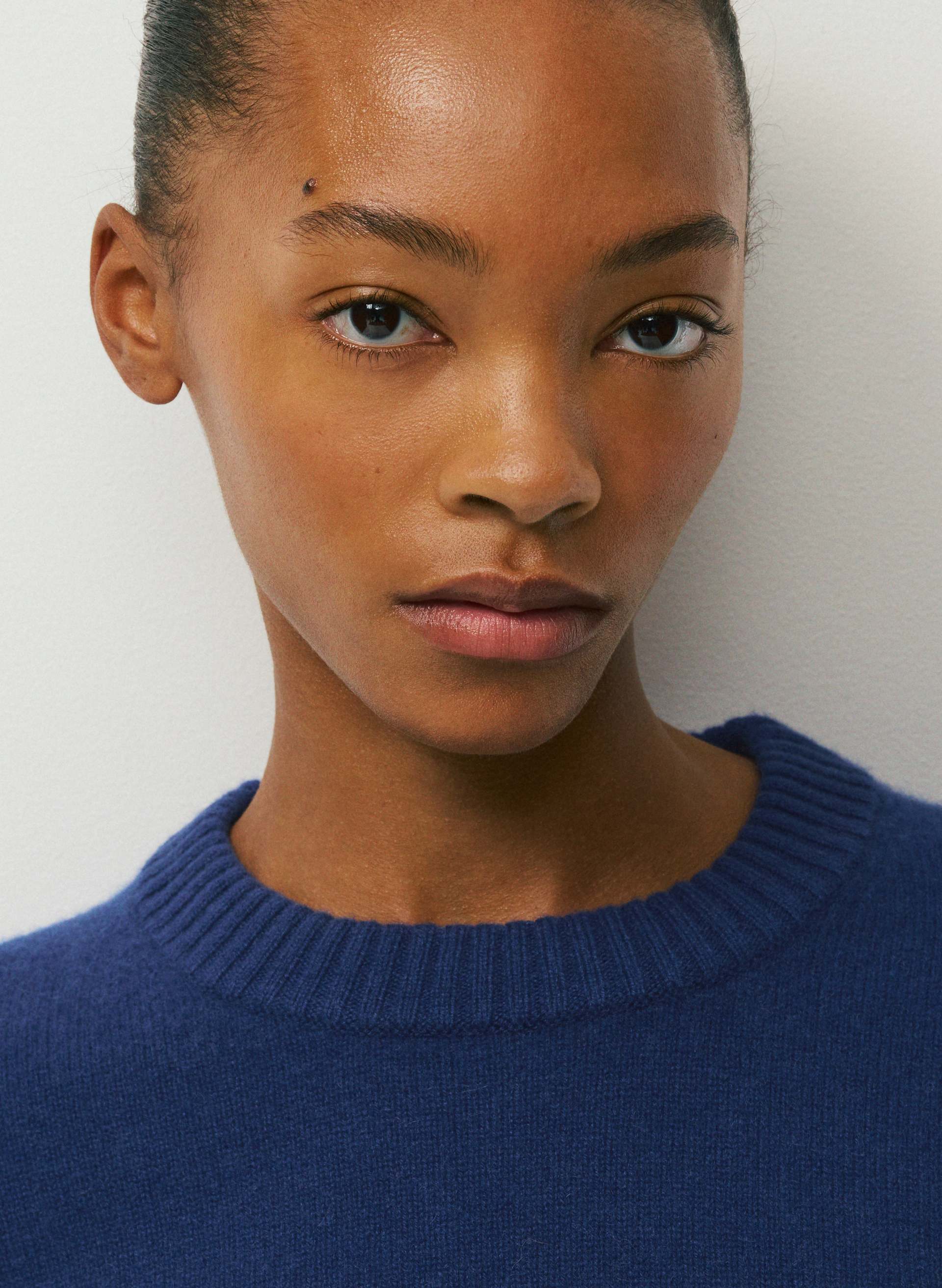 ESSENTIAL CASHMERE NOUVEAU SWEATER | Aritzia