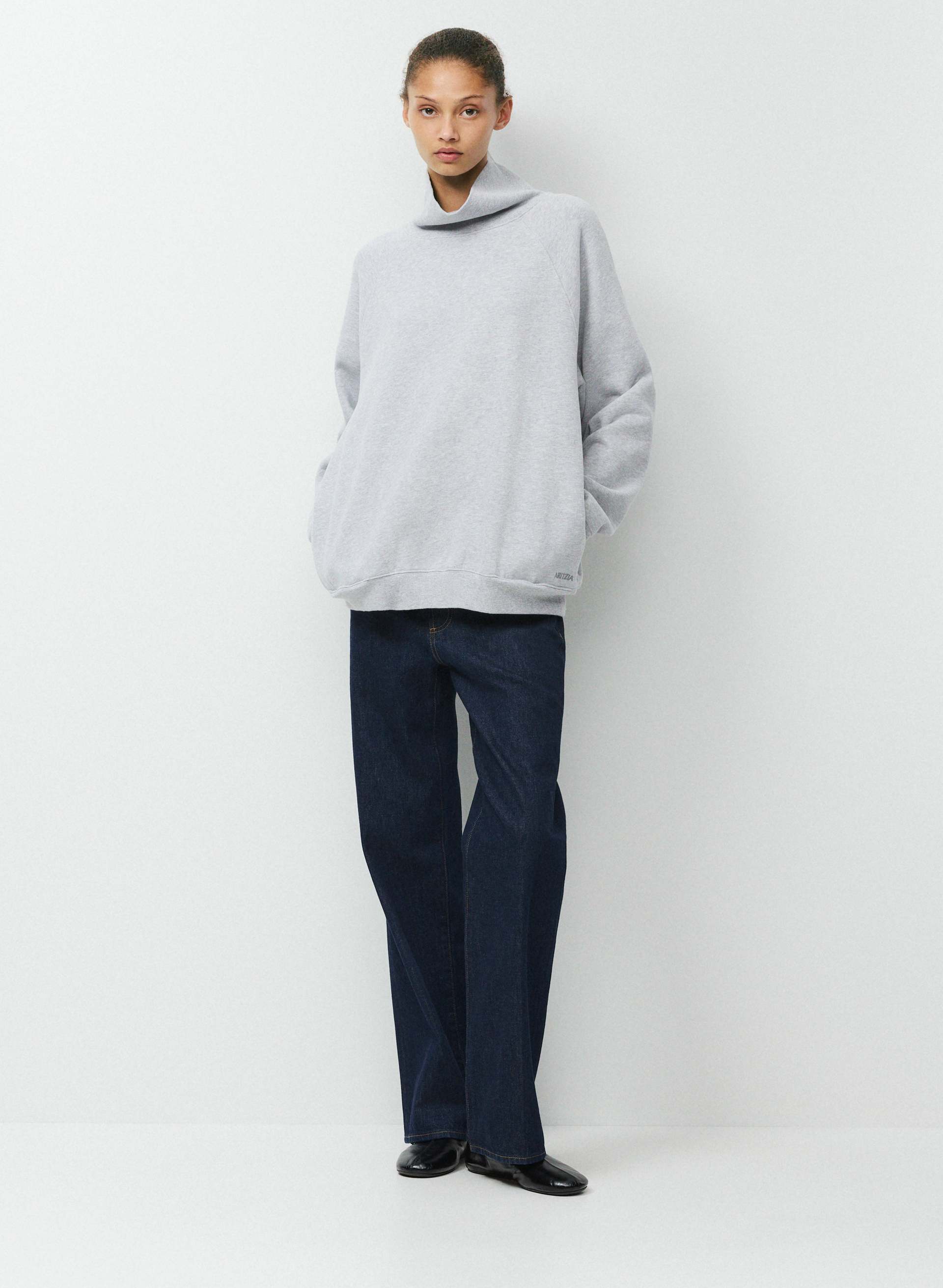 COZY SWEATFLEECE MEGA RAGLAN™ FUNNEL NECK | Aritzia
