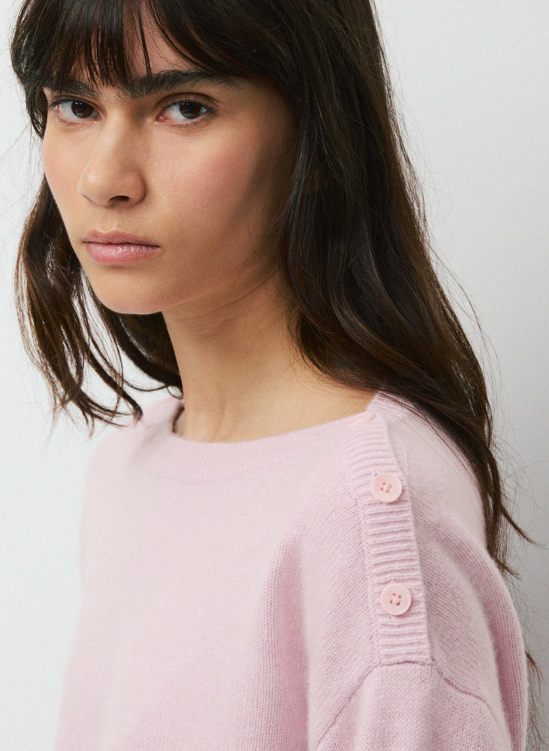 ESSENTIAL WOOL CASHMERE GABLE SWEATER | Aritzia