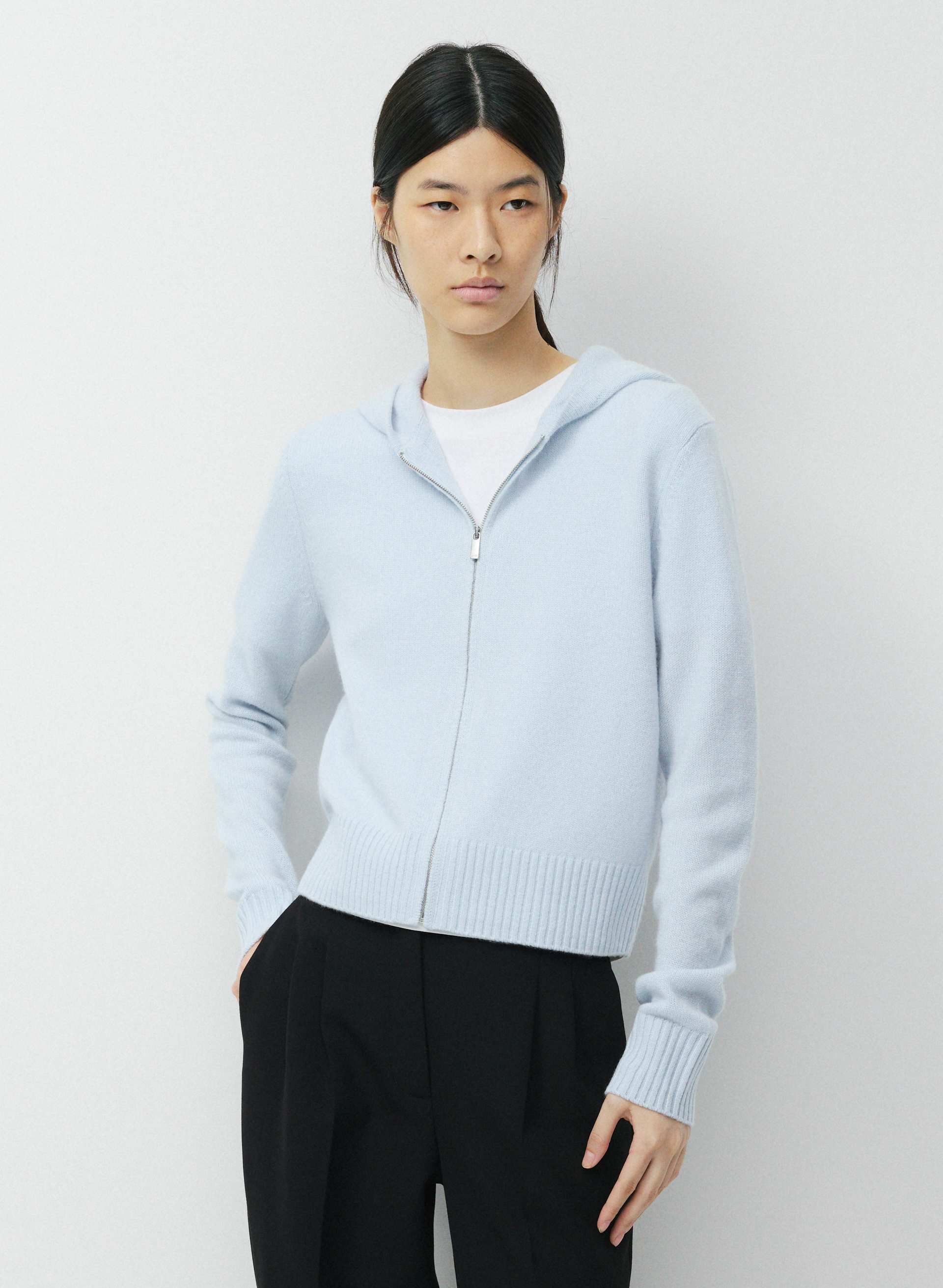 ESSENTIAL CASHMERE IDYLLIC ZIP HOODIE | Aritzia