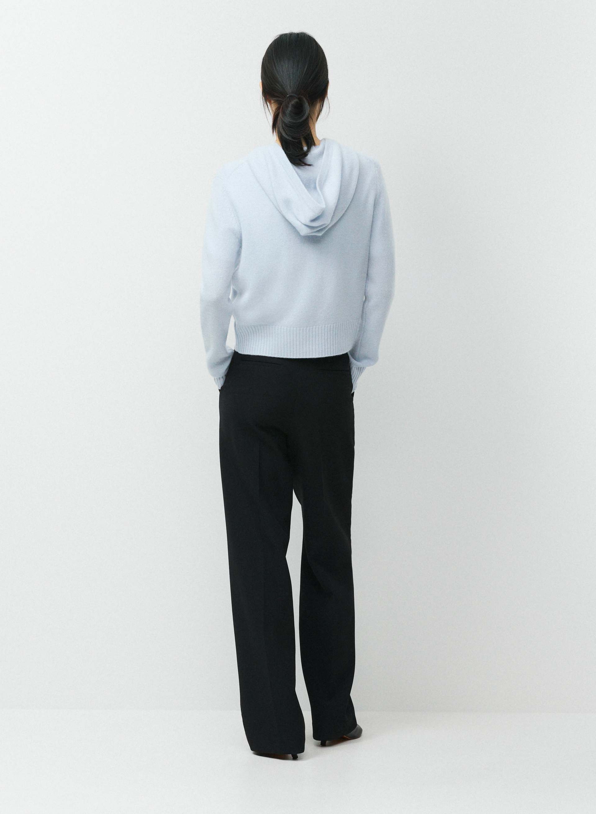 ESSENTIAL CASHMERE IDYLLIC ZIP HOODIE | Aritzia