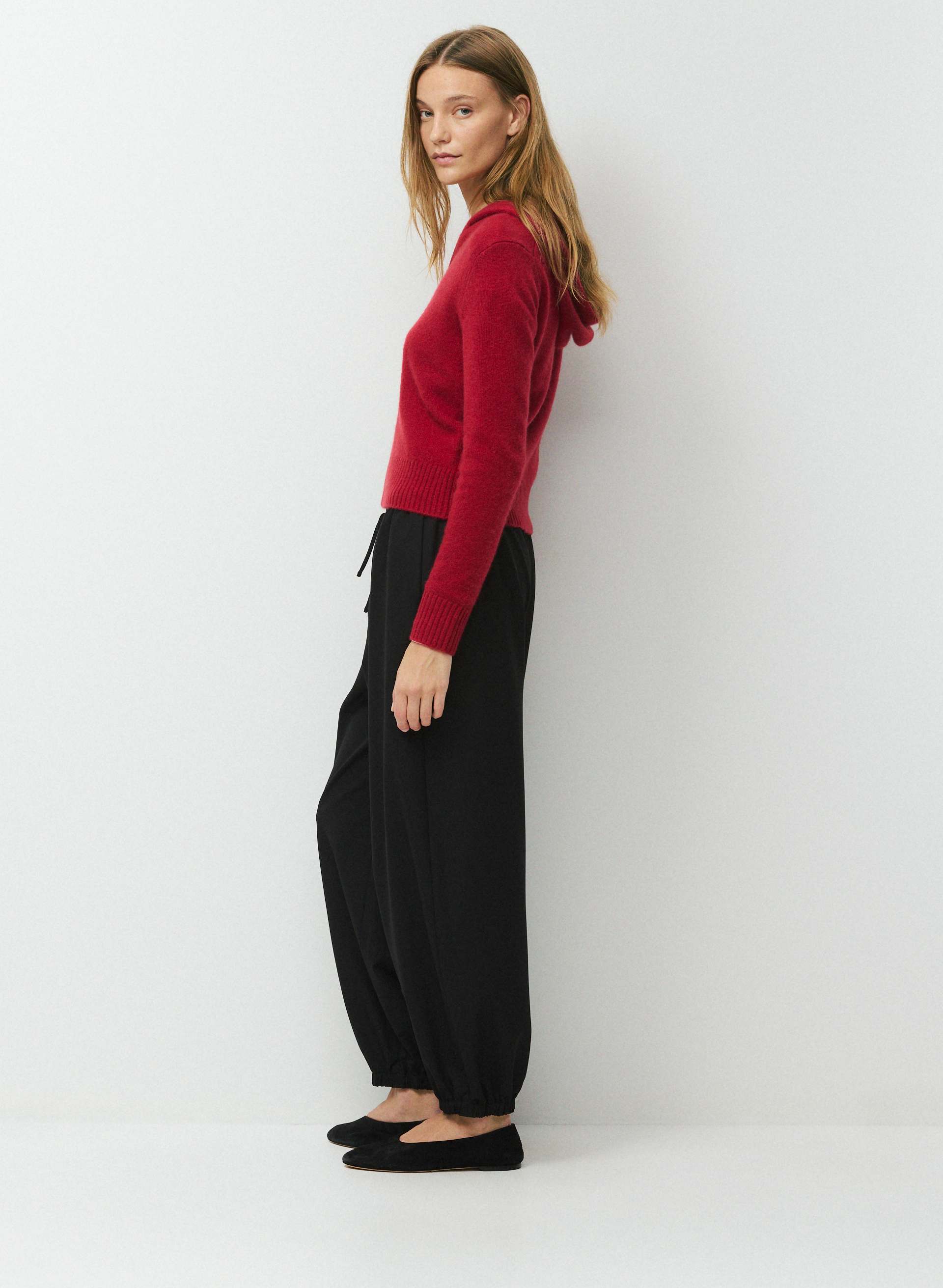 ESSENTIAL CASHMERE IDYLLIC ZIP HOODIE | Aritzia