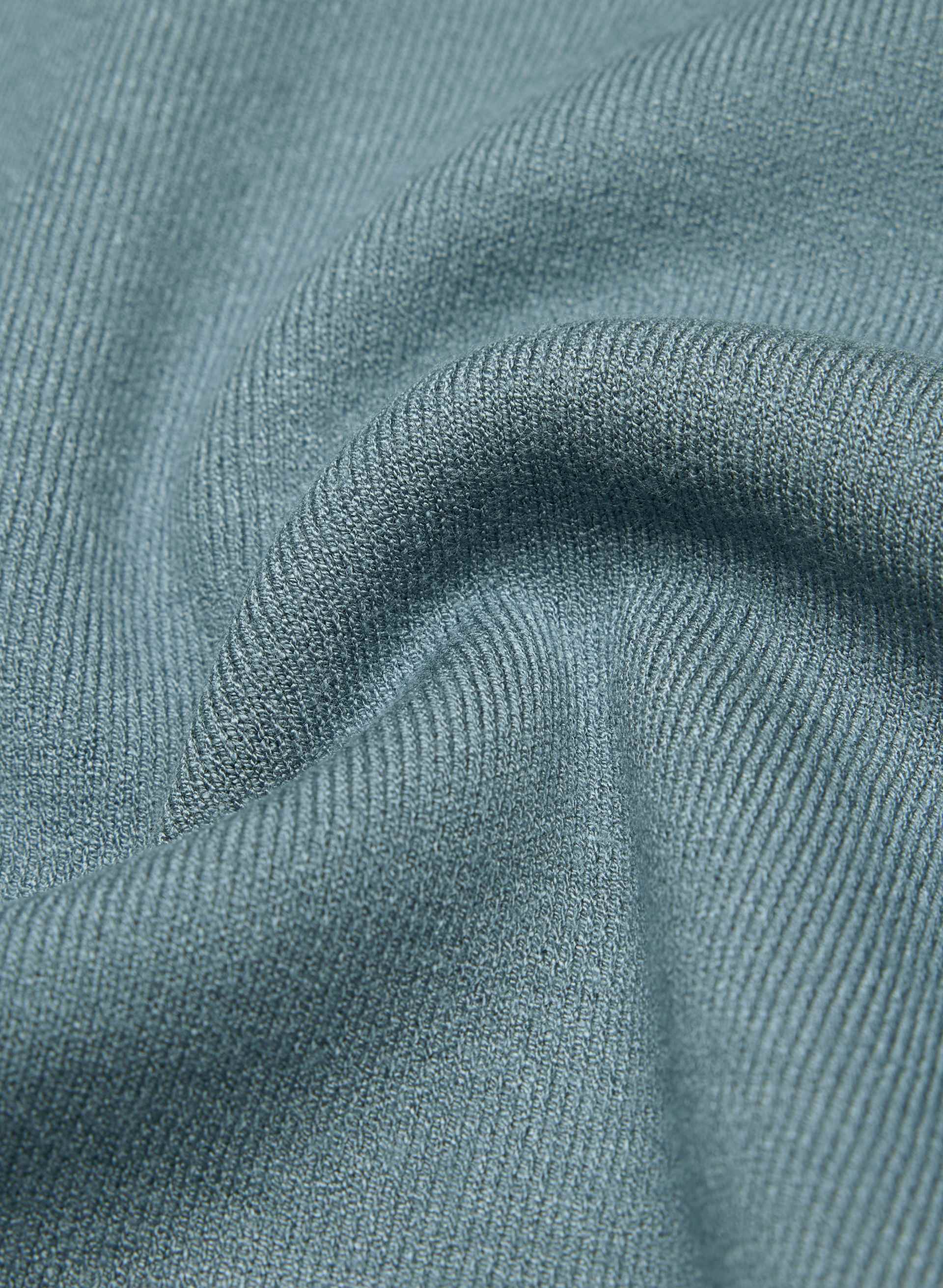 VILLAGE MOCKNECK | Aritzia