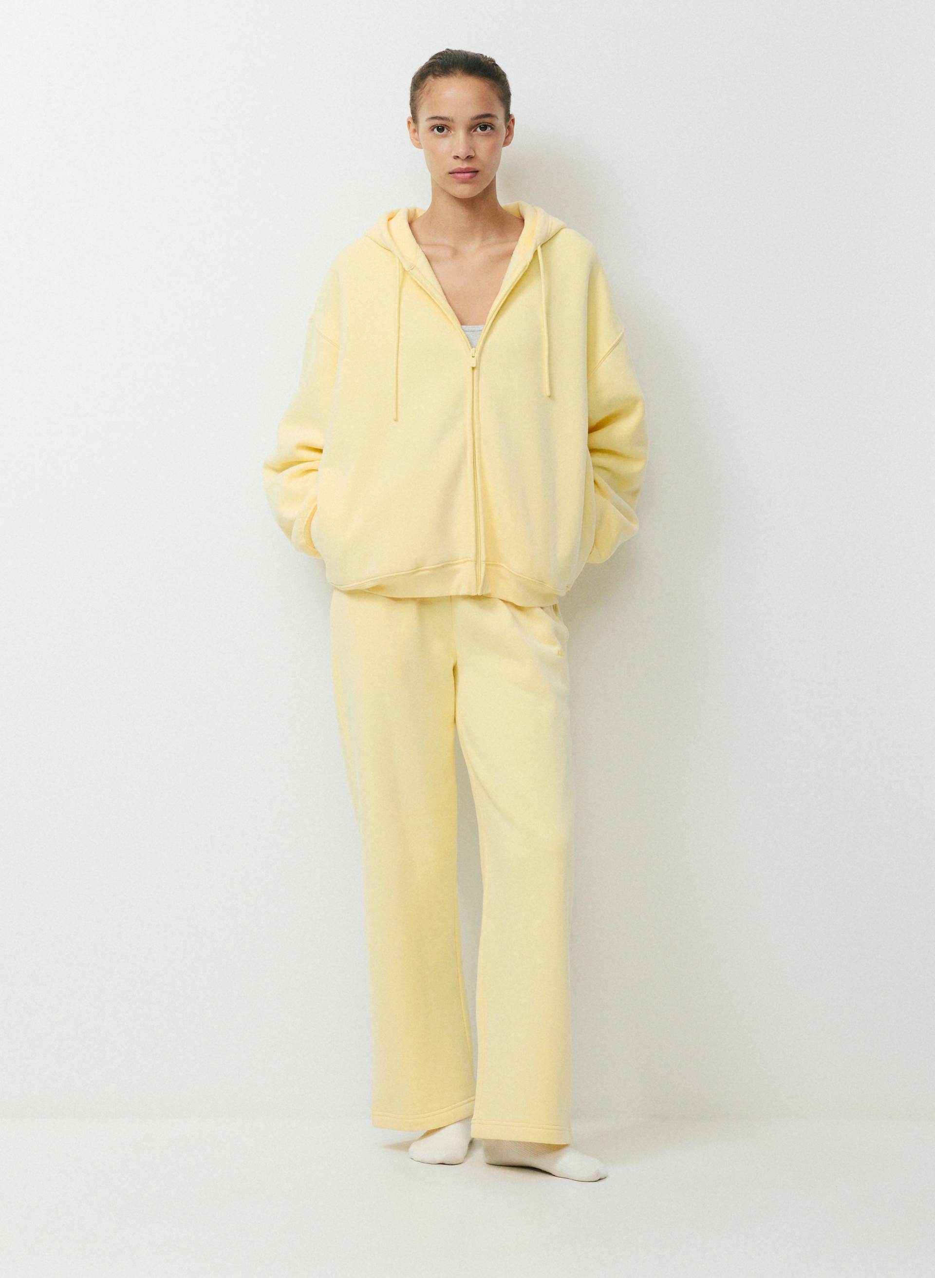 CHANDAIL MÉGA CAP. F. ÉCL. - MOLL. DOUILLET | Aritzia