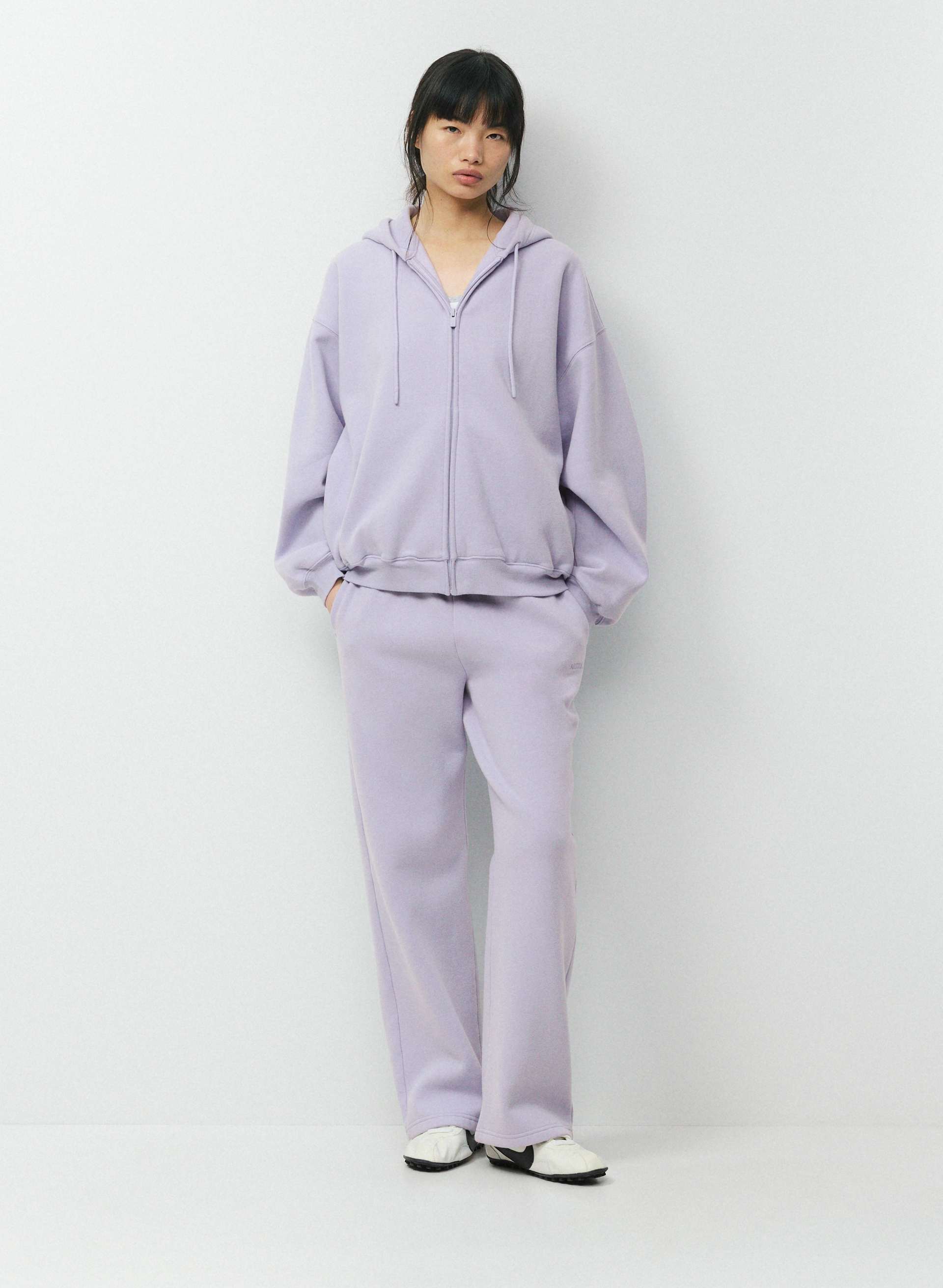 COZY SWEATFLEECE MEGA ZIP HOODIE | Aritzia