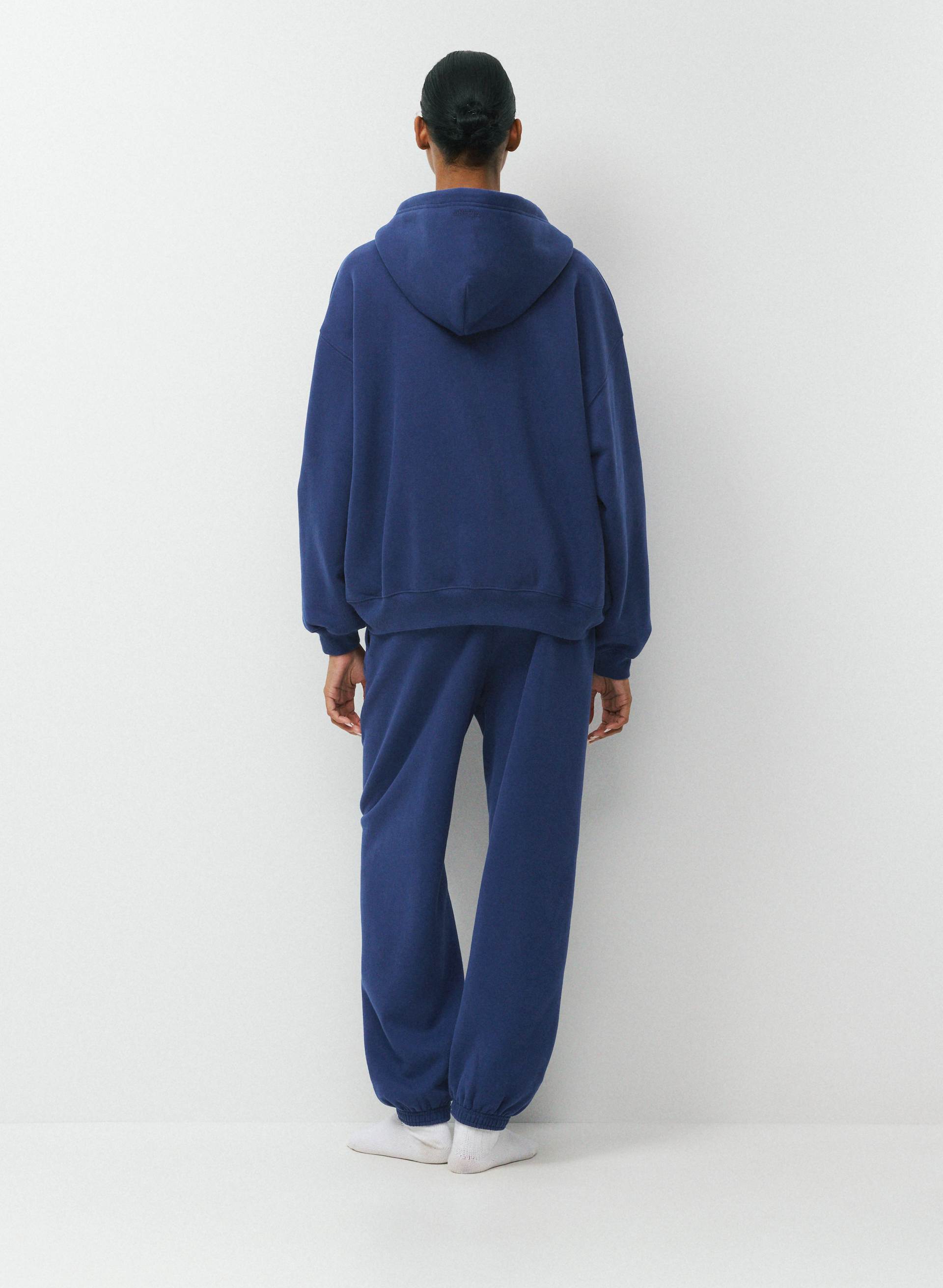 COZY SWEATFLEECE MEGA ZIP HOODIE | Aritzia