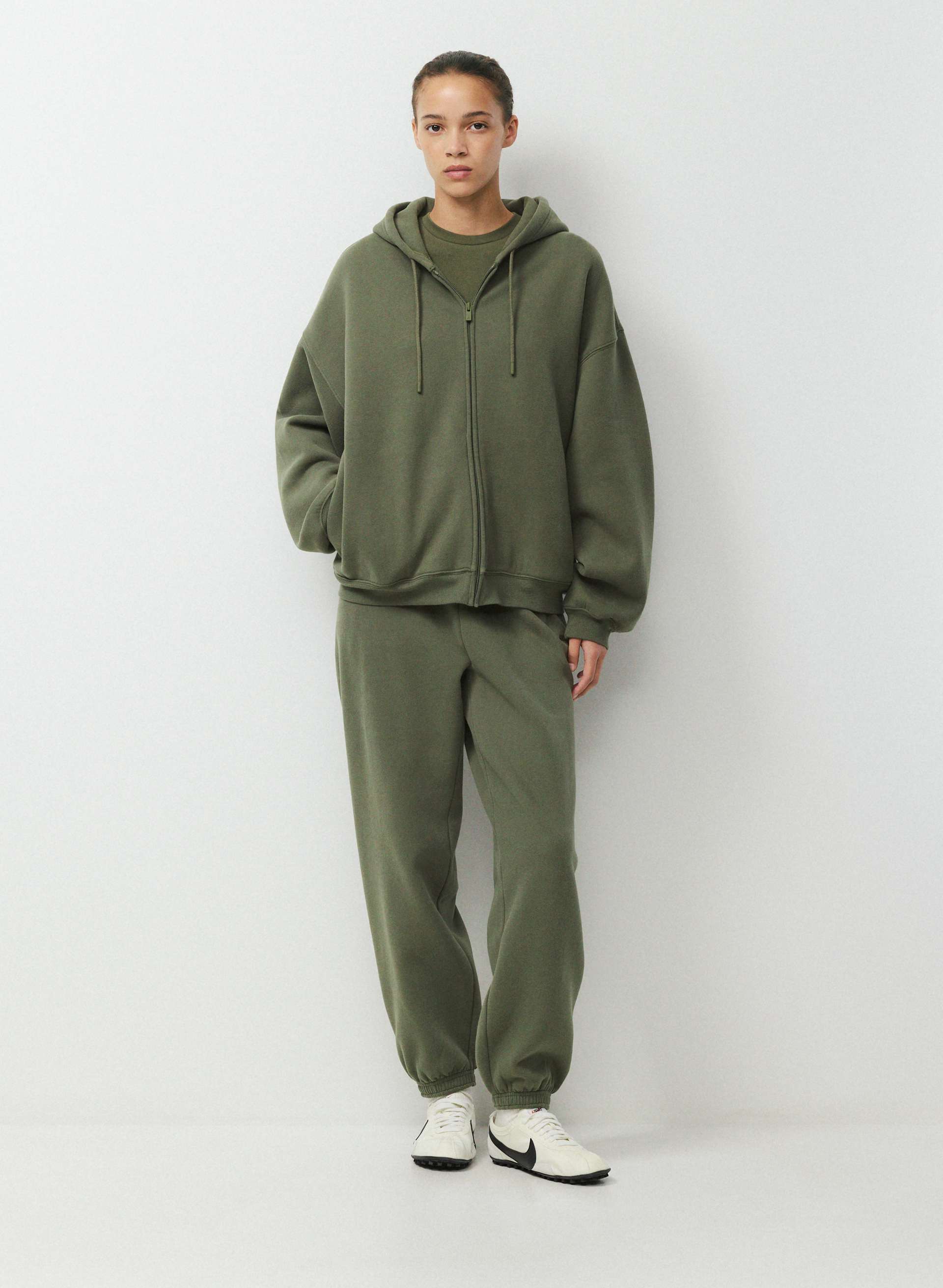 COZY SWEATFLEECE MEGA ZIP HOODIE - Oversized fleece zip-up hoodie. 