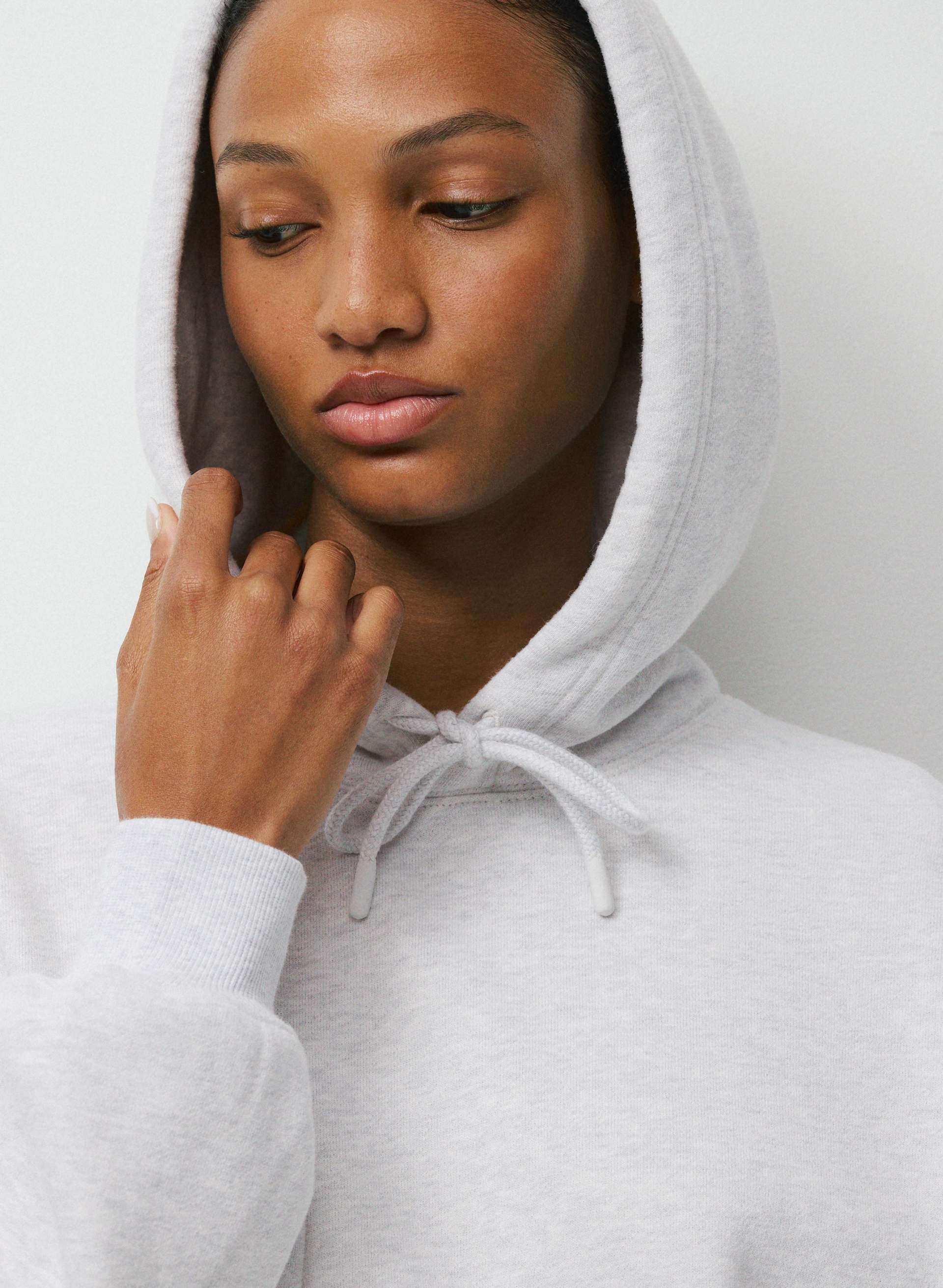 COZY SWEATFLEECE MEGA HOODIE | Aritzia