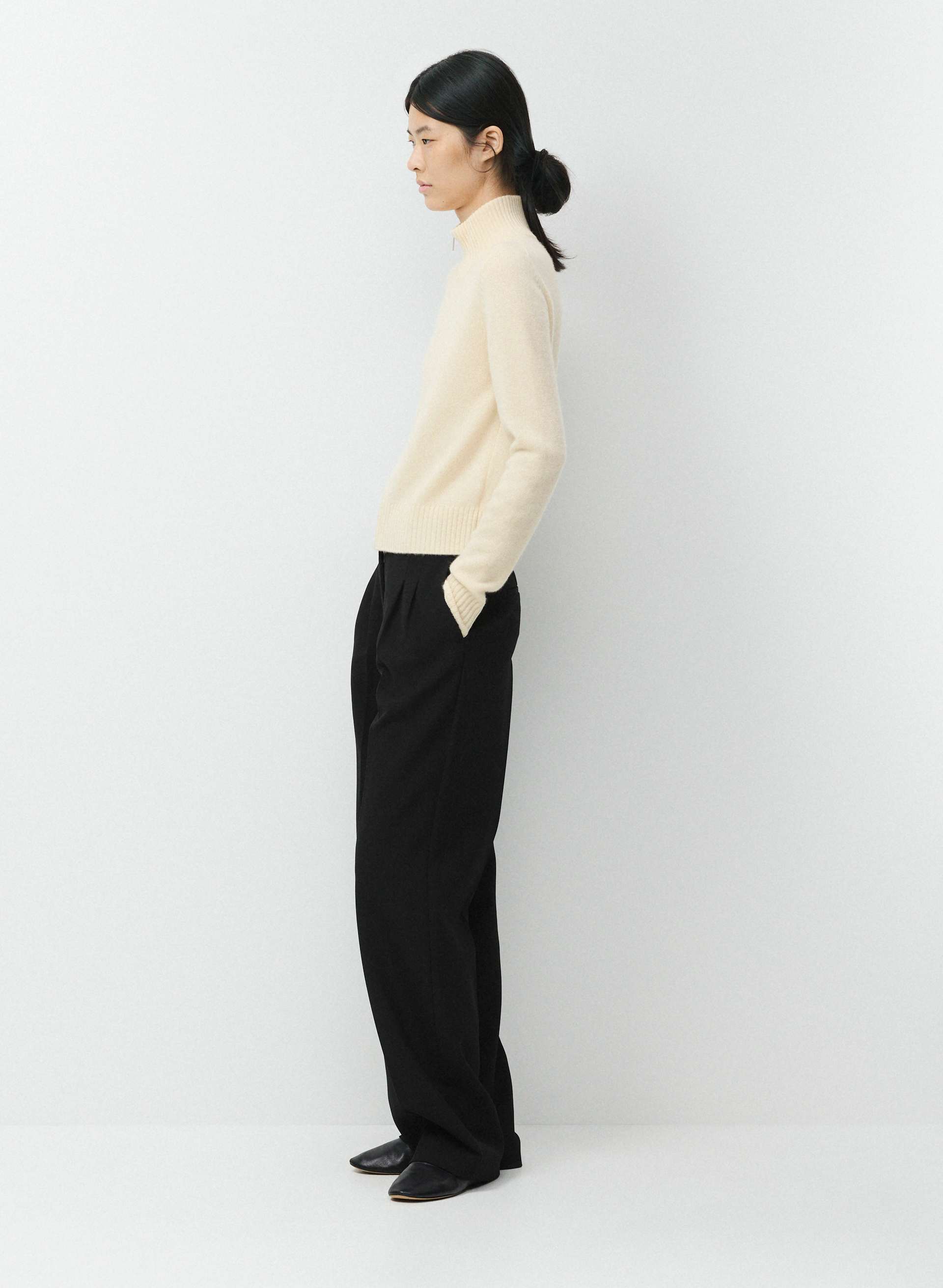 Essential Cashmere Catalogue Zip-Up | Aritzia US
