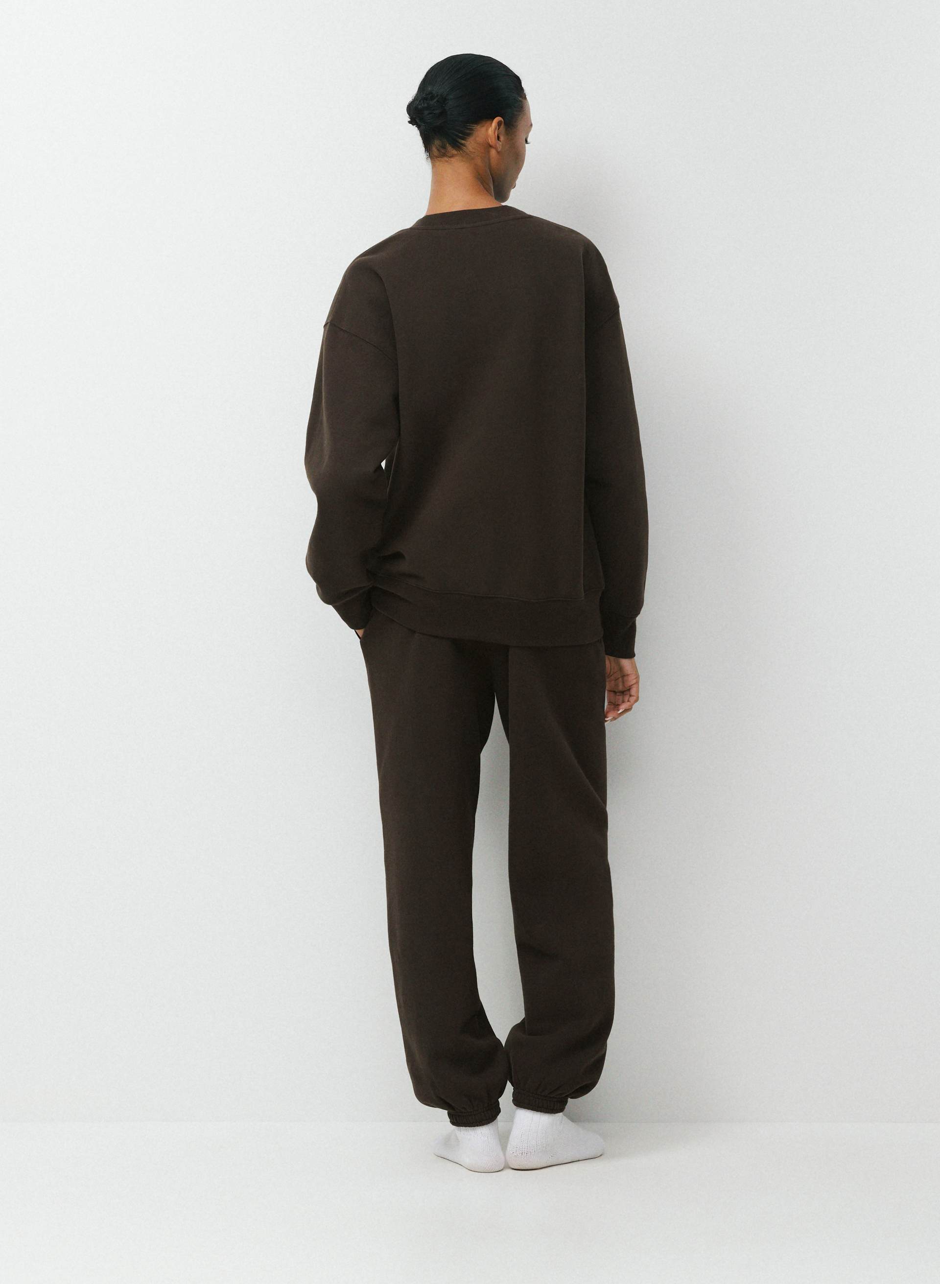COZY SWEATFLEECE BOYFRIEND CREW SWEATSHIRT | Aritzia