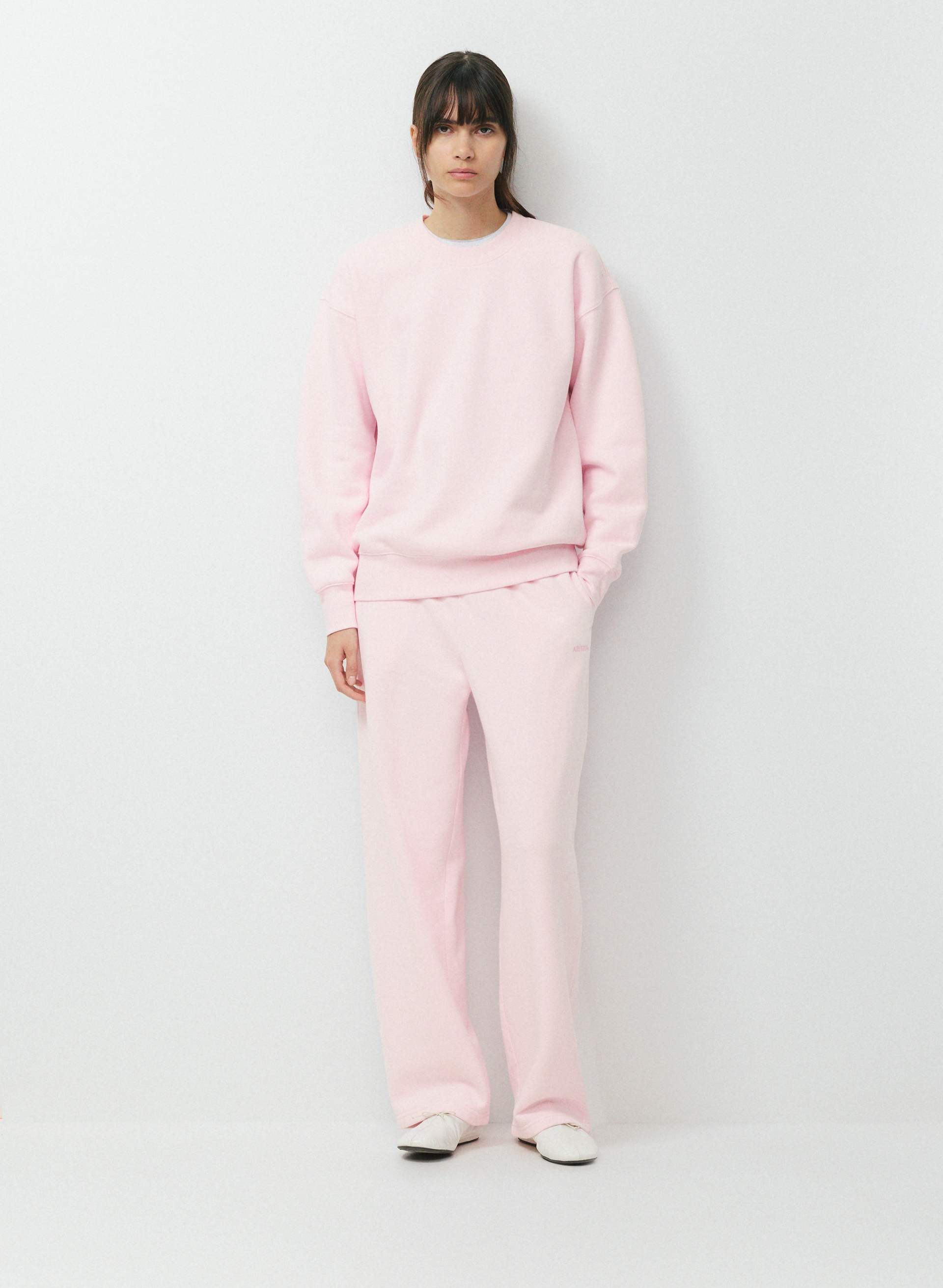 COZY SWEATFLEECE BOYFRIEND CREW SWEATSHIRT - Fan-favourite relaxed crewneck fleece sweatshirt. 