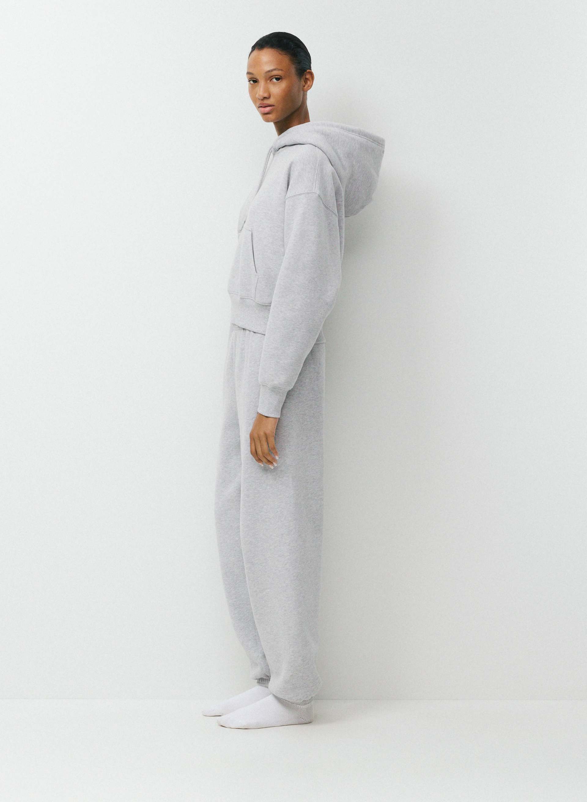 COZY SWEATFLEECE BOYFRIEND BOXY HOODIE | Aritzia