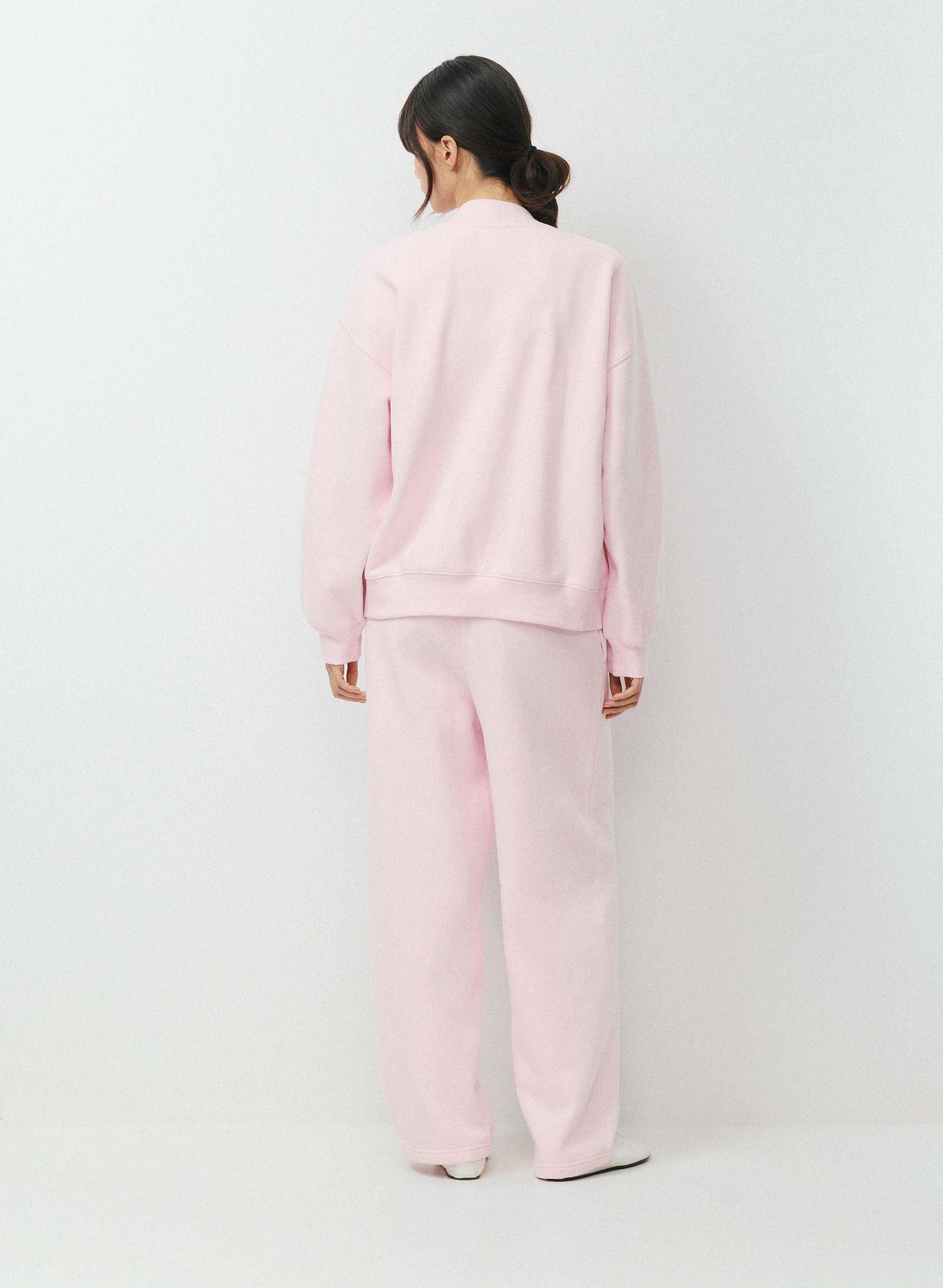 COZY SWEATFLEECE MEGA V-NECK SWEATSHIRT | Aritzia