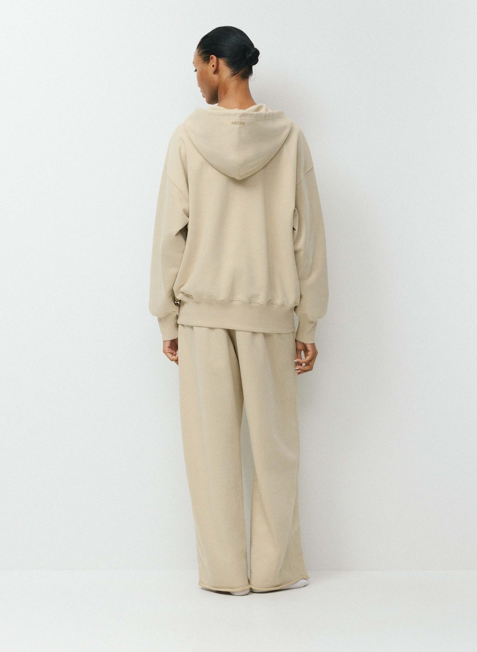 TERRY SWEATFLEECE MEGA DOCK HOODIE | Aritzia