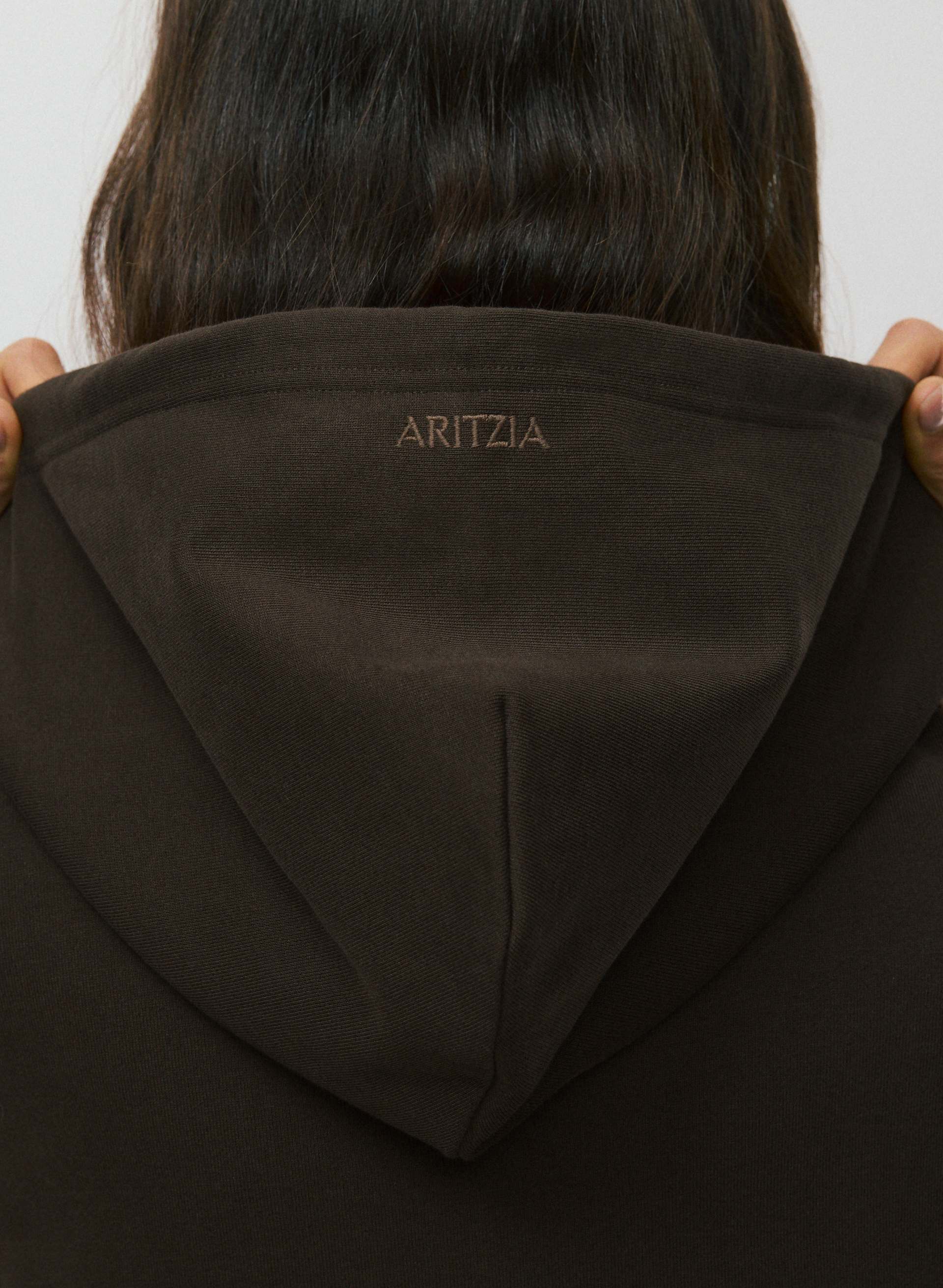 TERRY SWEATFLEECE MEGA DOCK HOODIE | Aritzia