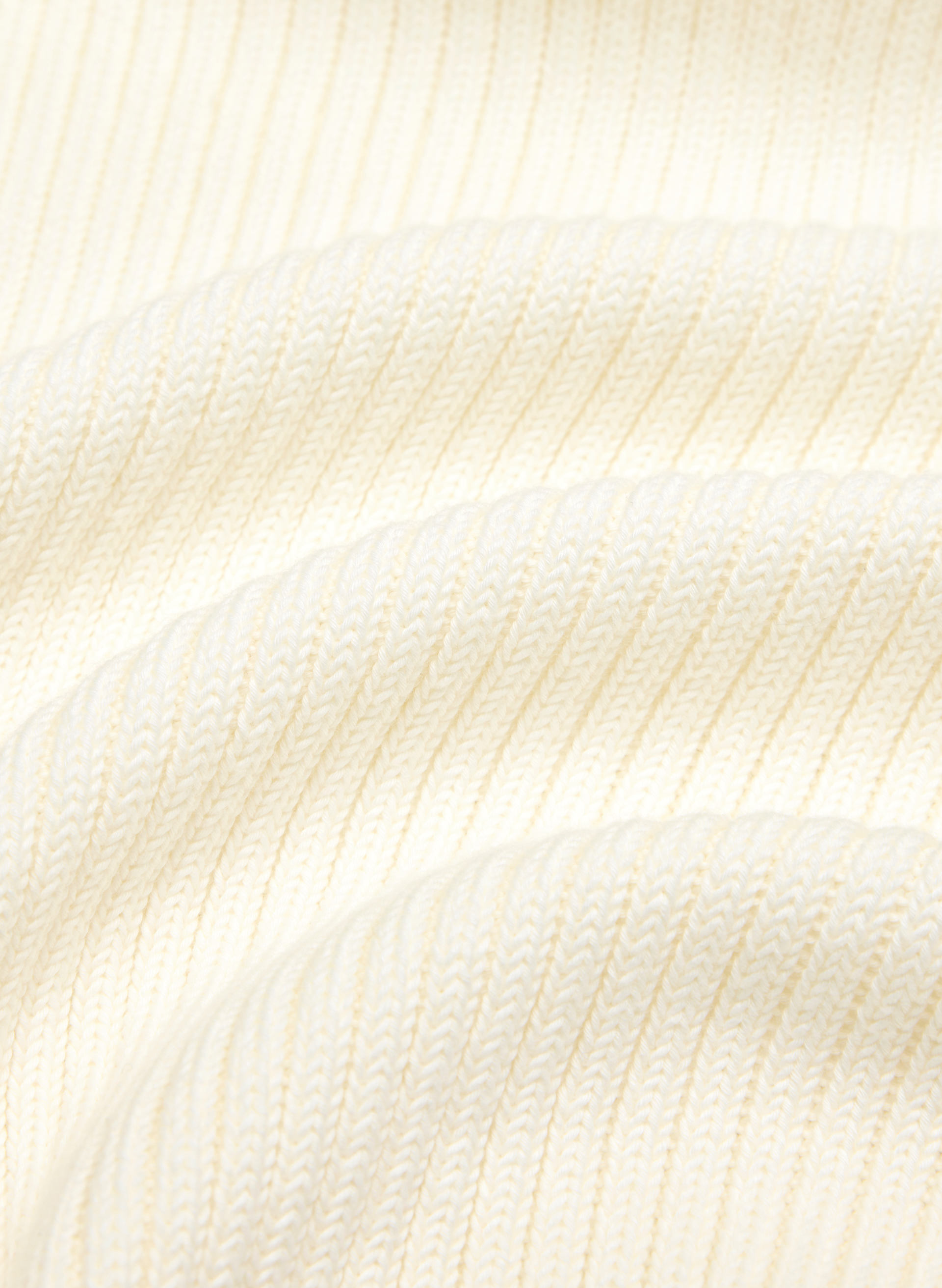 RIATA ZIP-UP | Aritzia