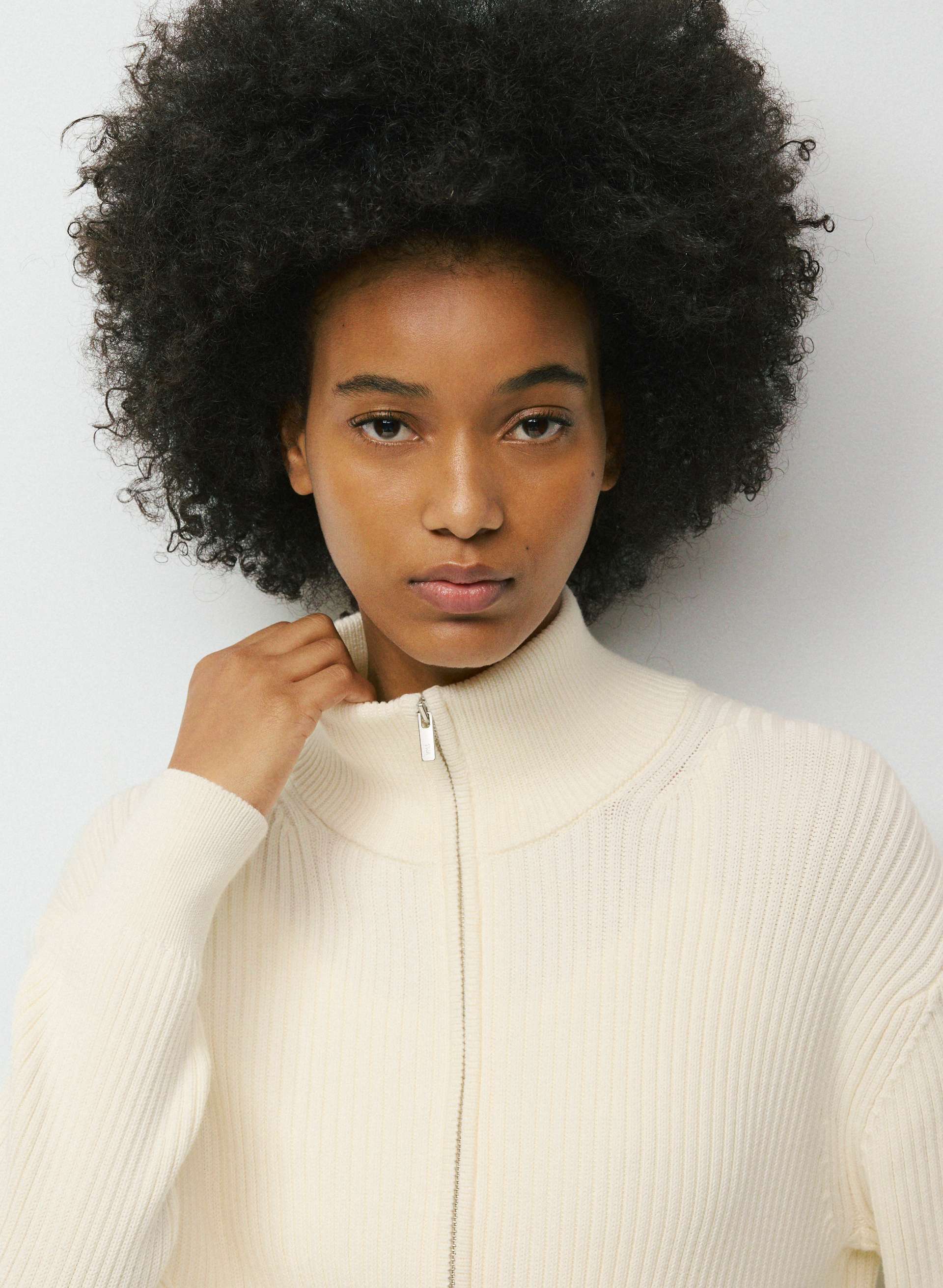 RIATA ZIP-UP | Aritzia