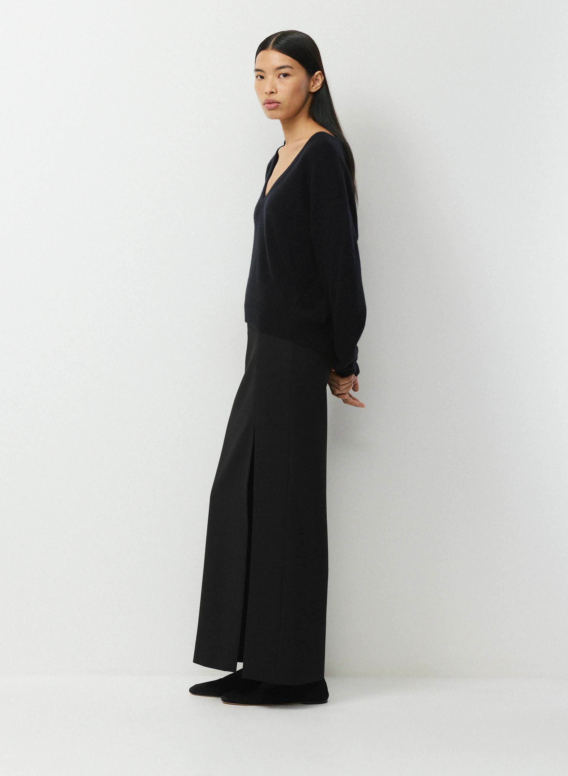 ESSENTIAL WOOL CASHMERE DEPTH SWEATER | Aritzia