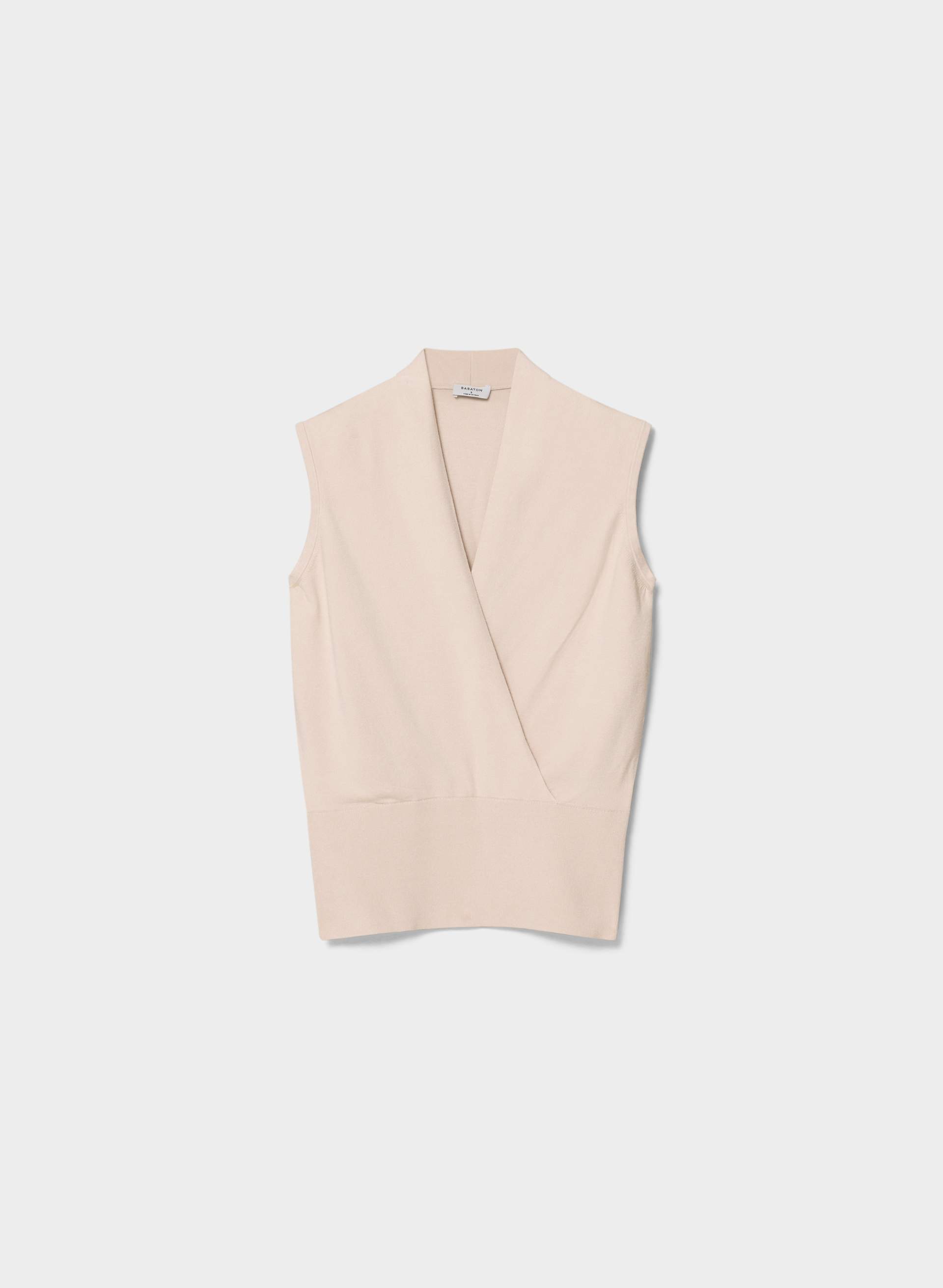 VICINITY TOP | Aritzia