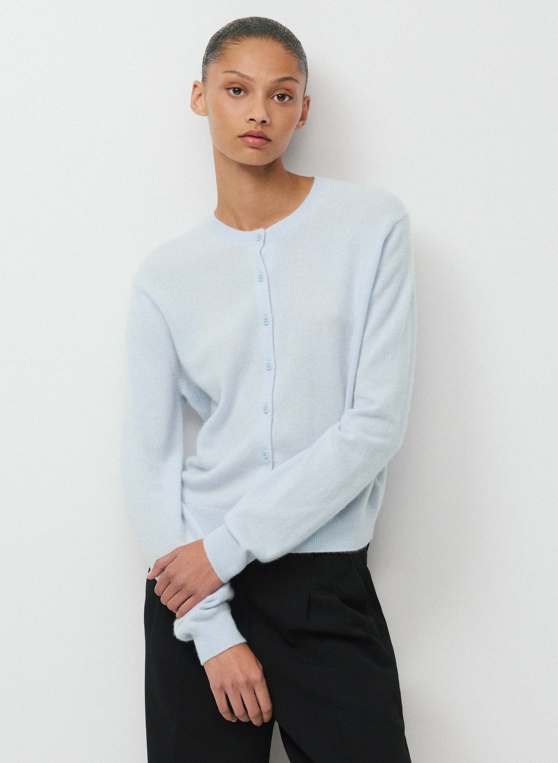 BARE CASHMERE NOTEWORTHY CARDIGAN | Aritzia