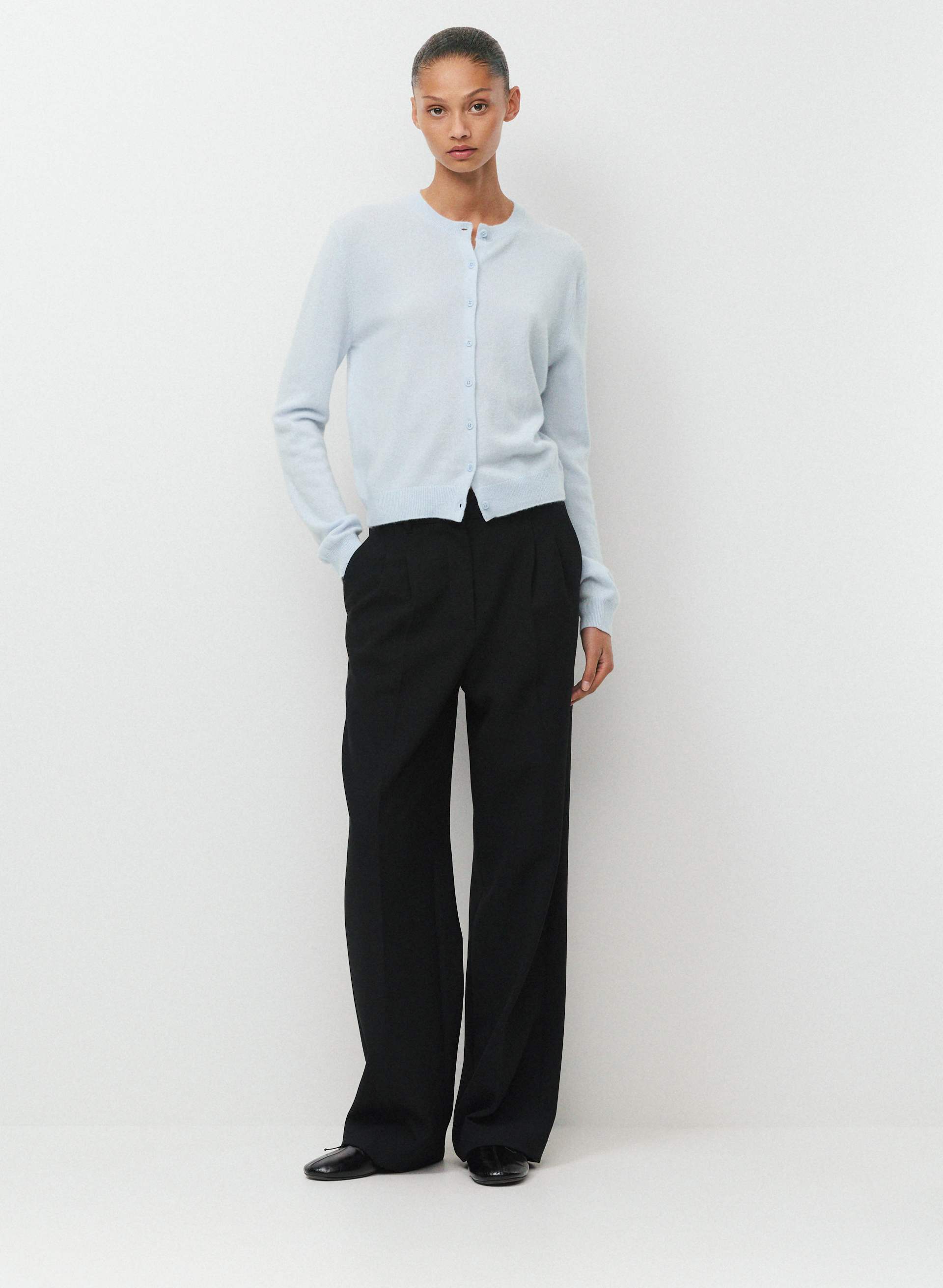BARE CASHMERE NOTEWORTHY CARDIGAN | Aritzia
