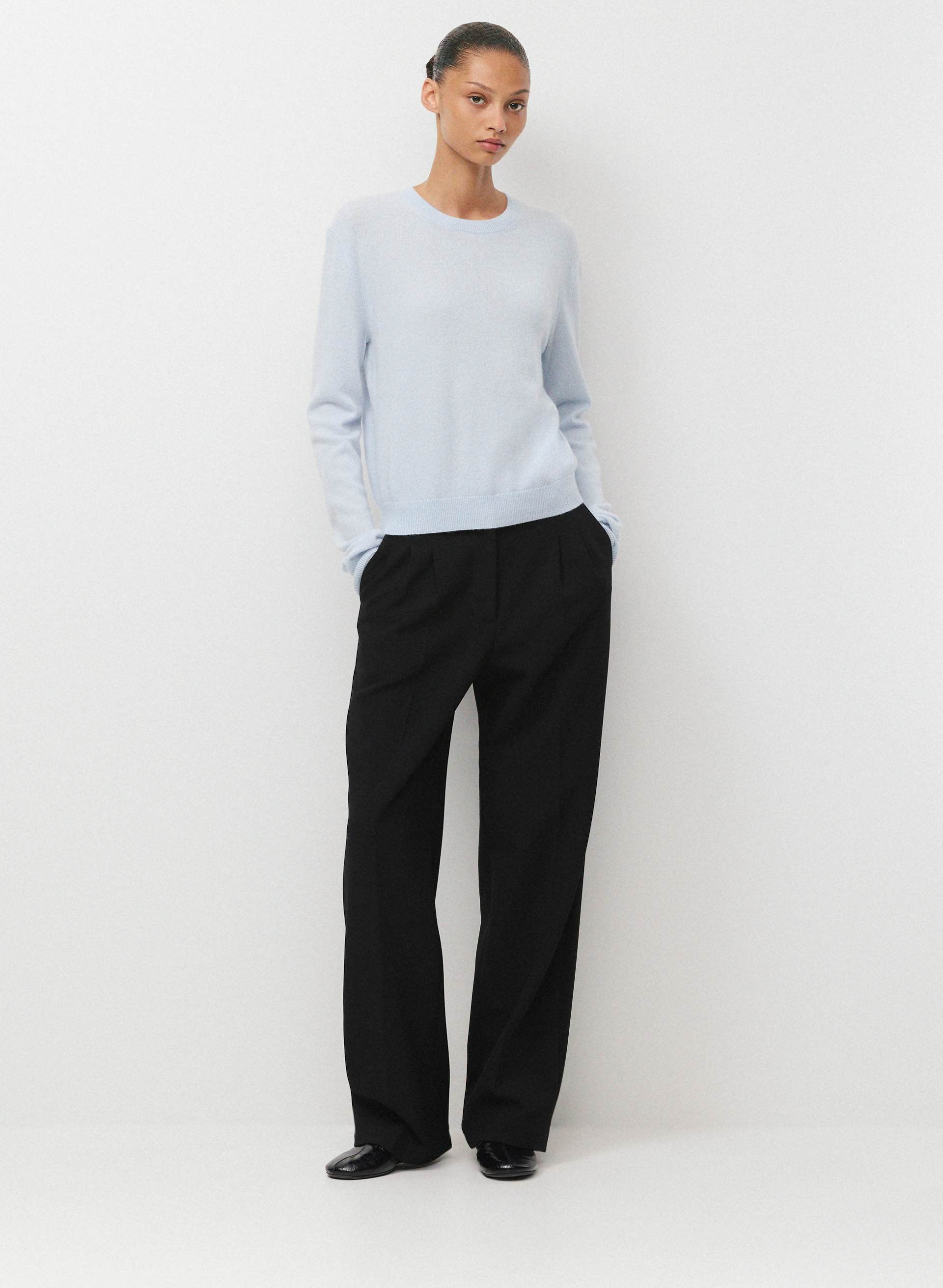BARE CASHMERE BLOOR SWEATER - Lightweight 100% cashmere crewneck sweater. 